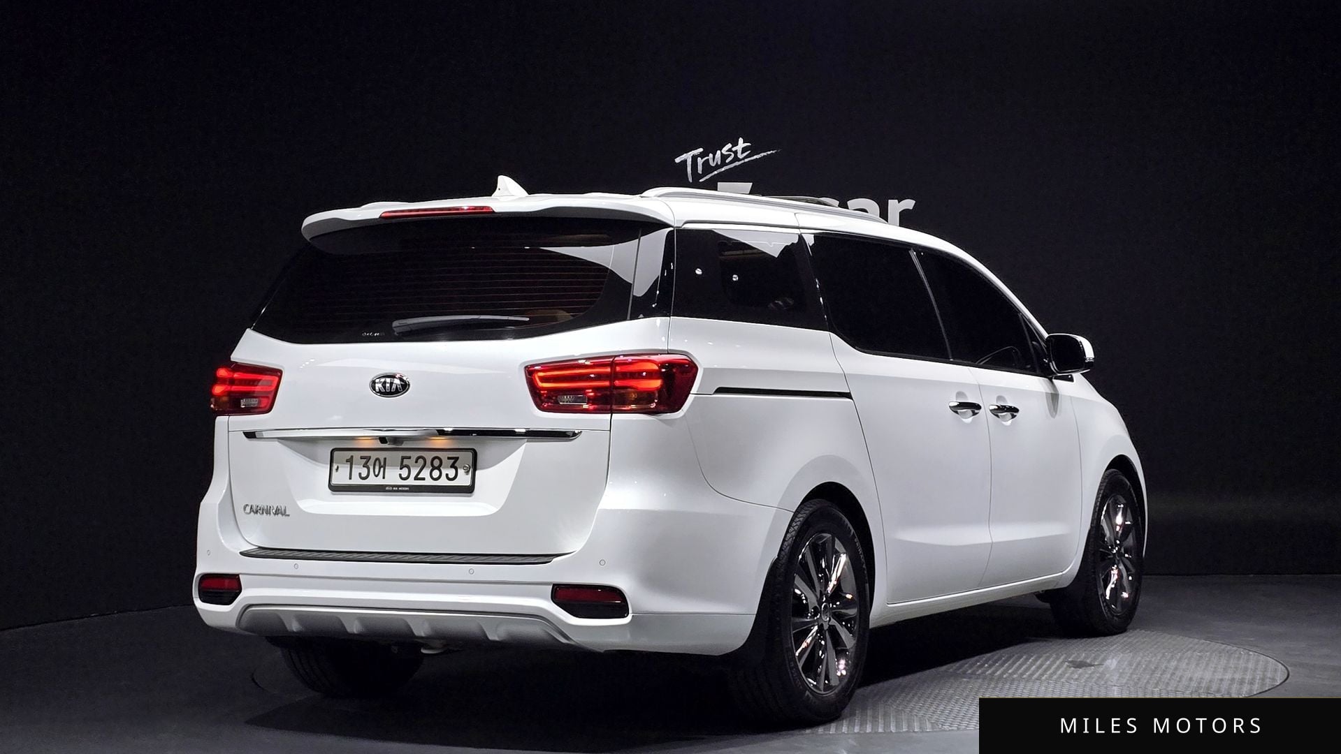 Kia Canival 2019 — миниатюра 2