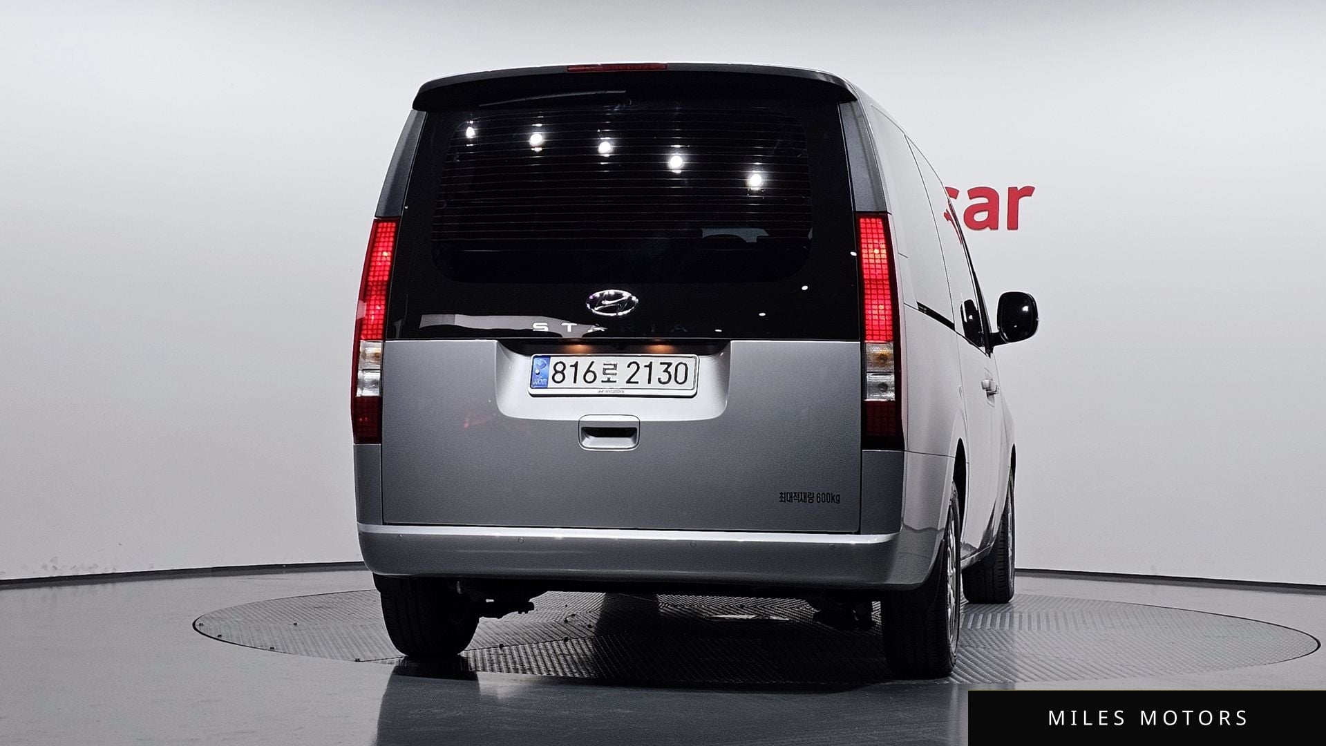 Hyundai Staria 2023 — миниатюра 4
