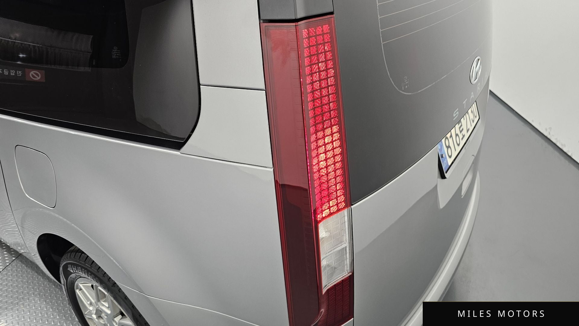 Hyundai Staria 2023 — миниатюра 9