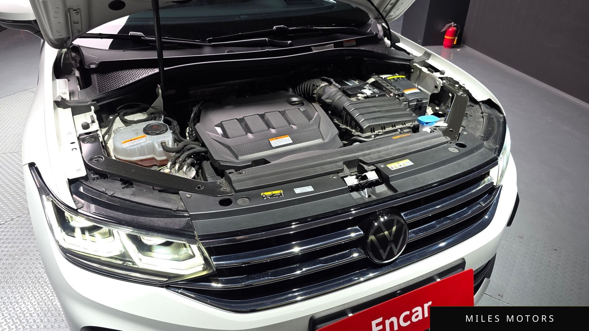 Volkswagen Tiguan 2023 — миниатюра 6
