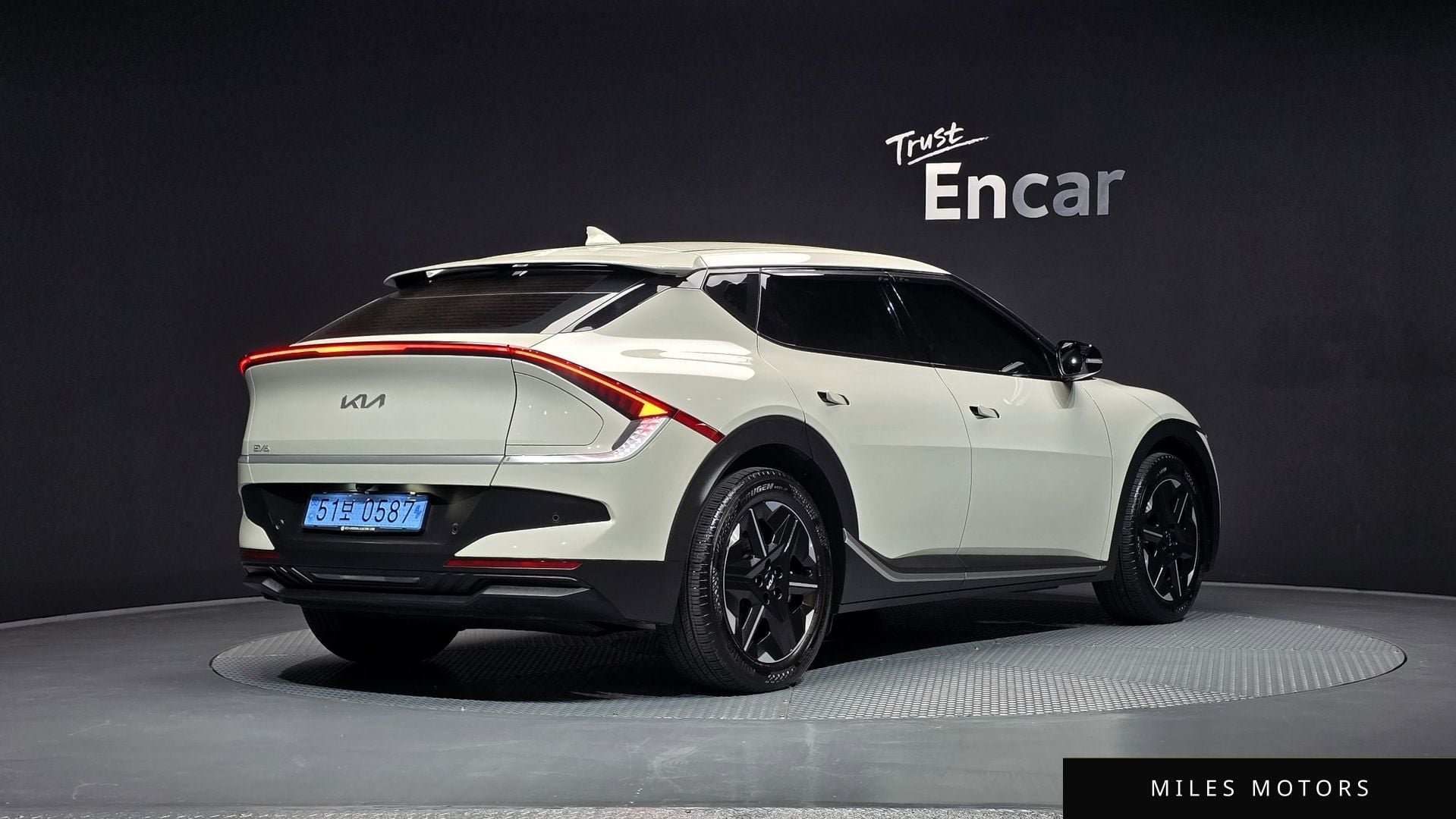 Kia EV6 2025 — миниатюра 2