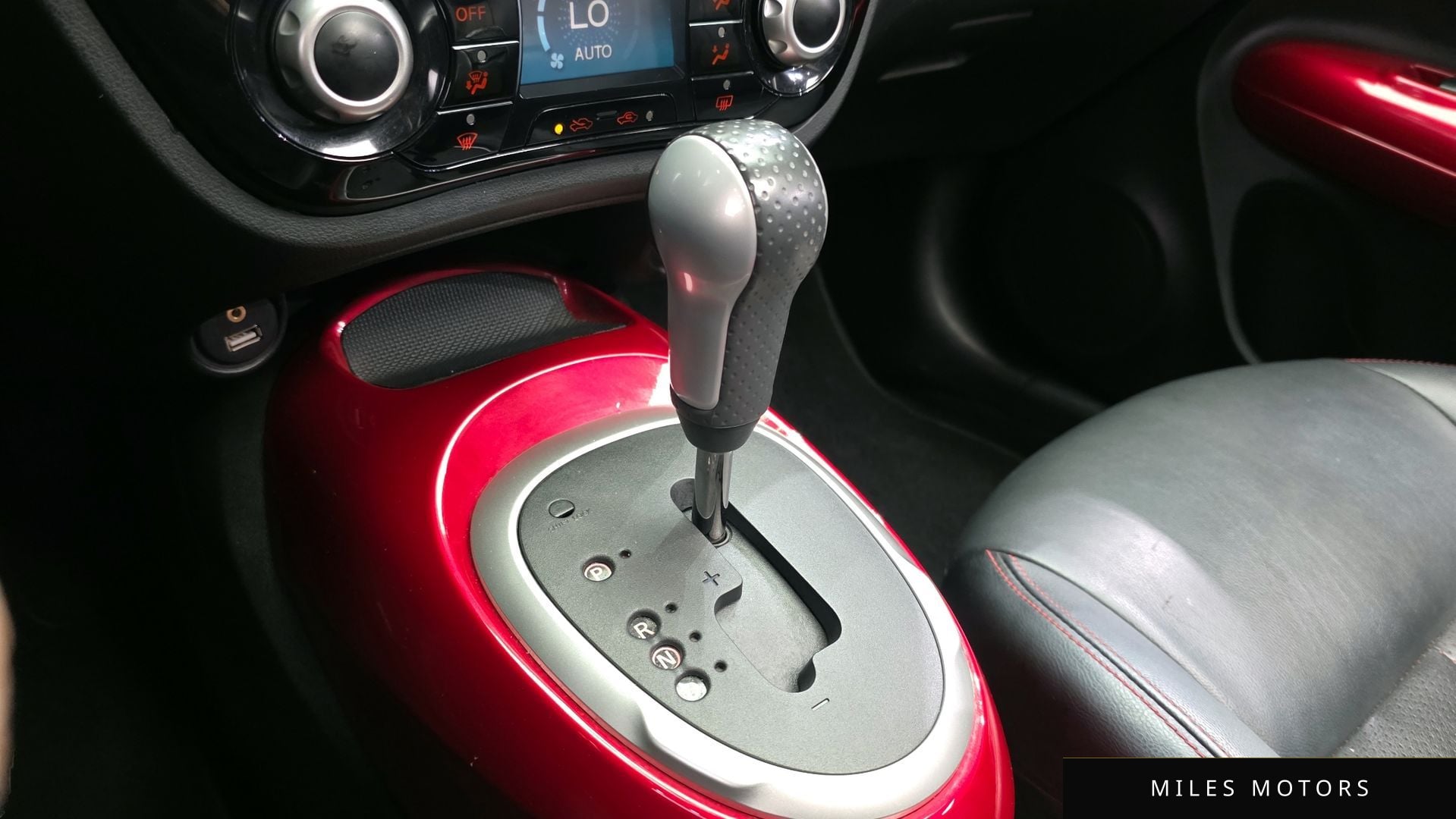 Nissan Juke 2016 — миниатюра 9