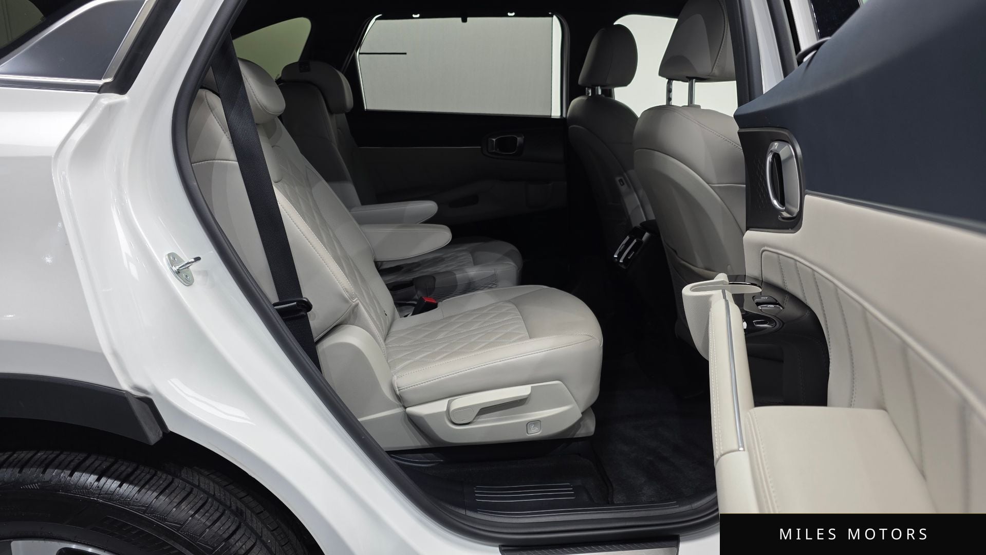Kia Sorento 2023 — миниатюра 12