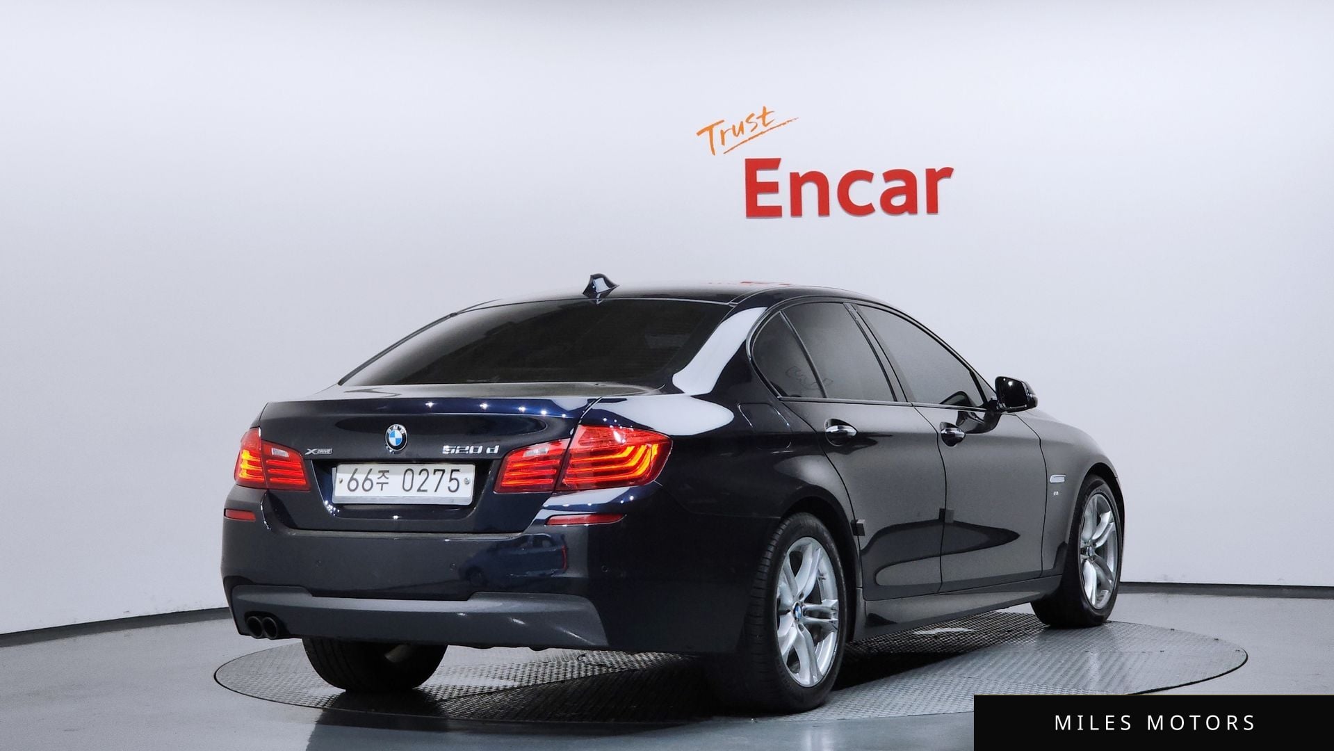 BMW 5 Series (F10) 2016 — миниатюра 2