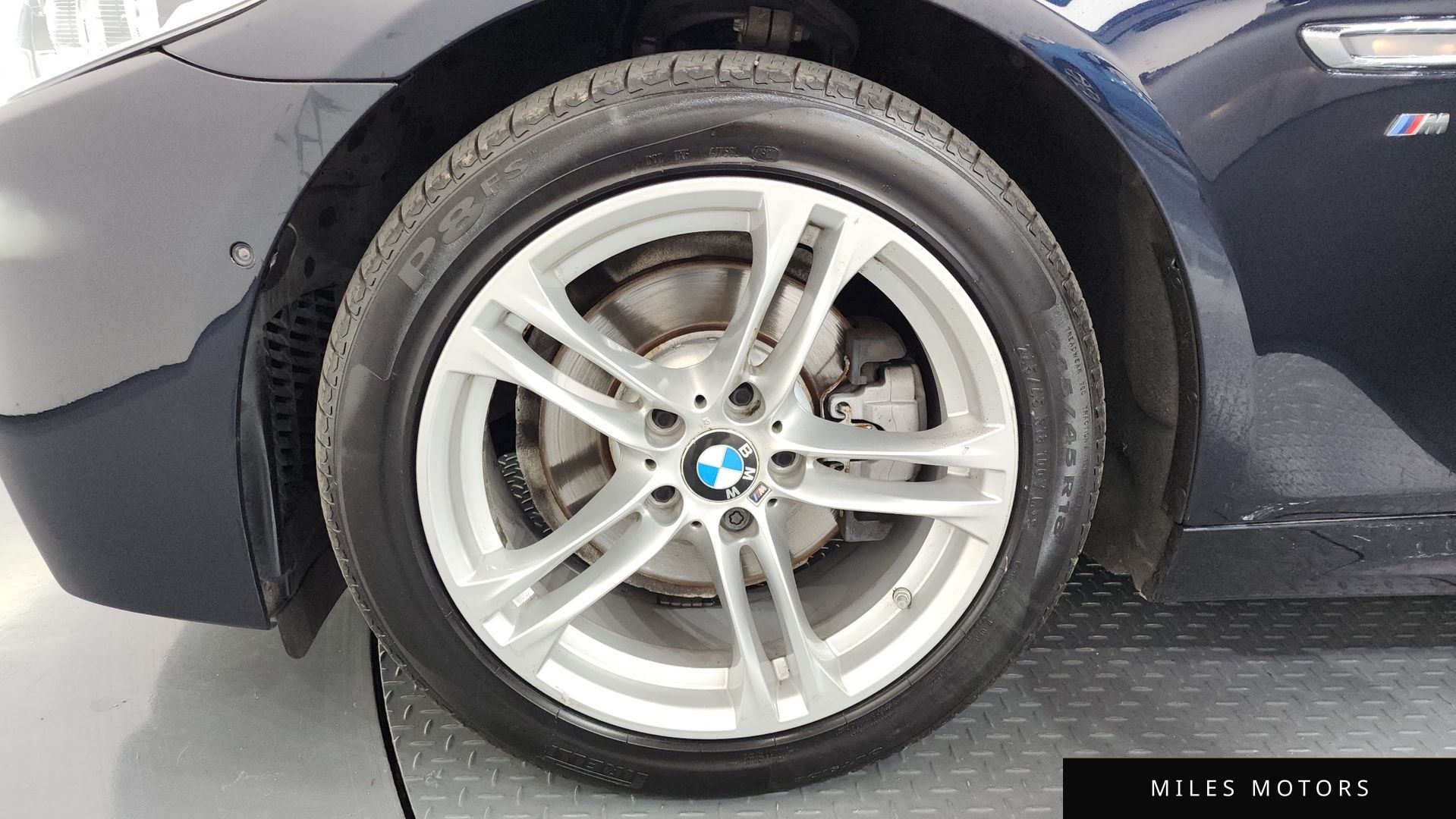 BMW 5 Series (F10) 2016 — миниатюра 5