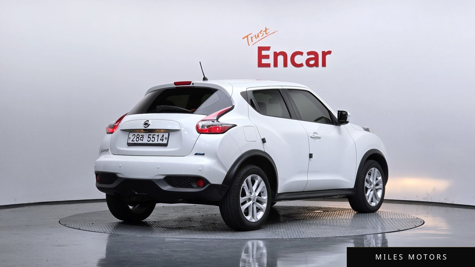 Nissan Juke 2015 — миниатюра 2