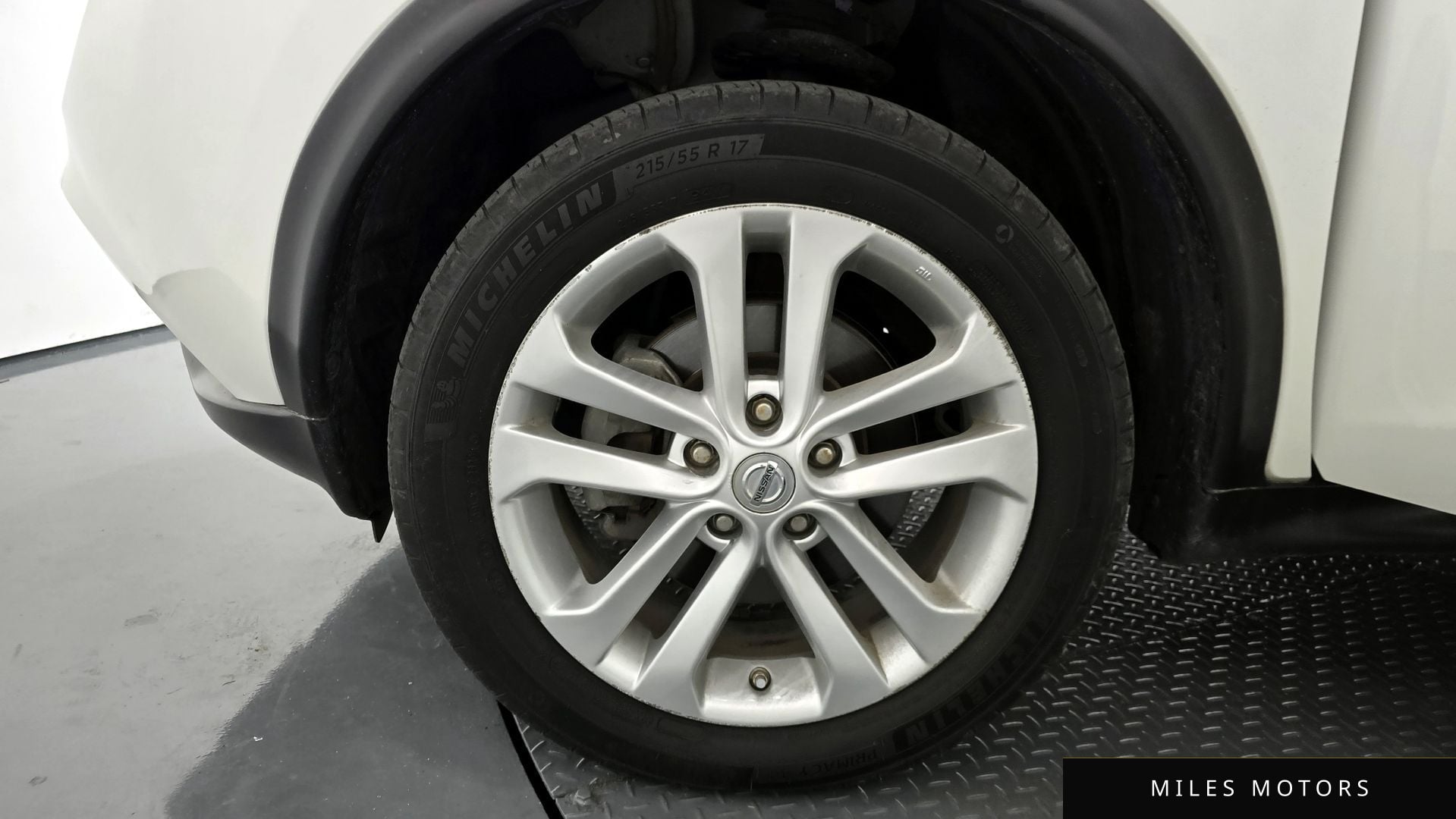 Nissan Juke 2015 — миниатюра 5