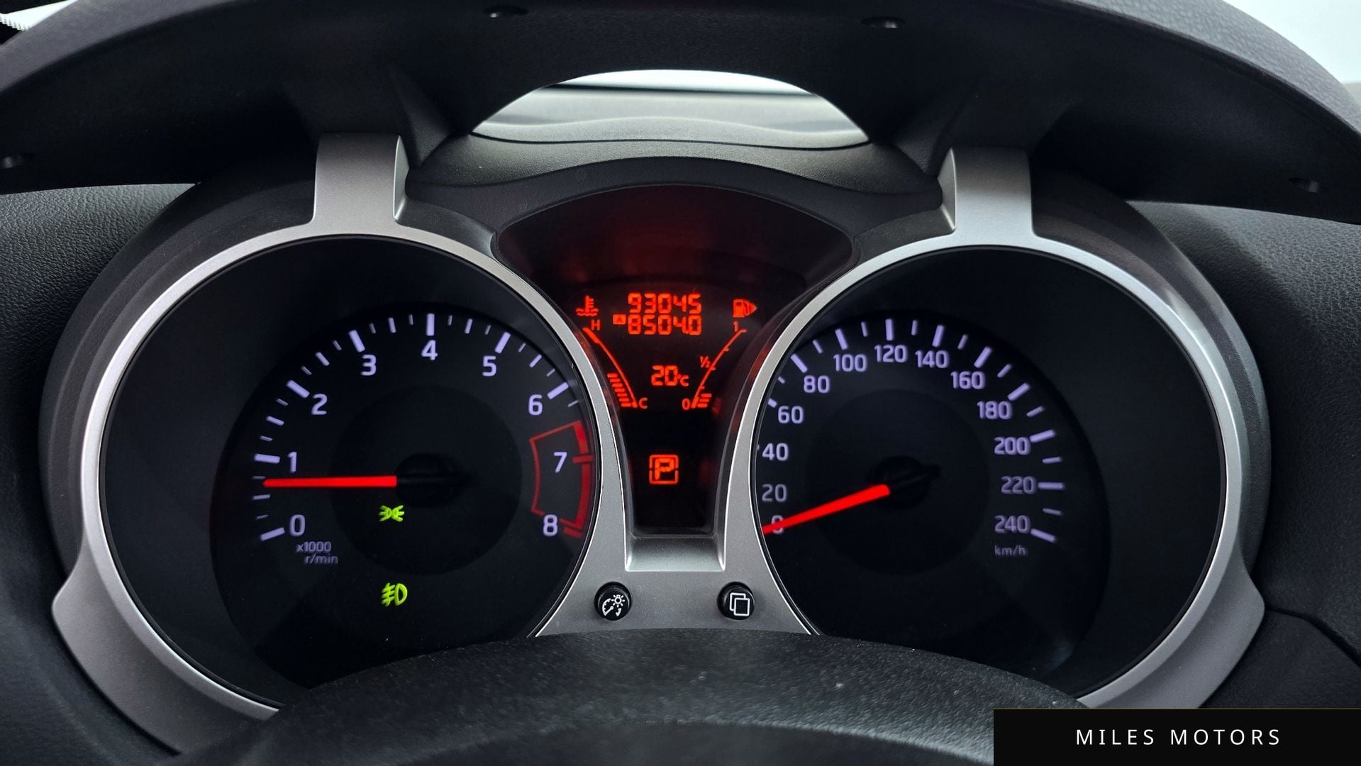 Nissan Juke 2015 — миниатюра 8