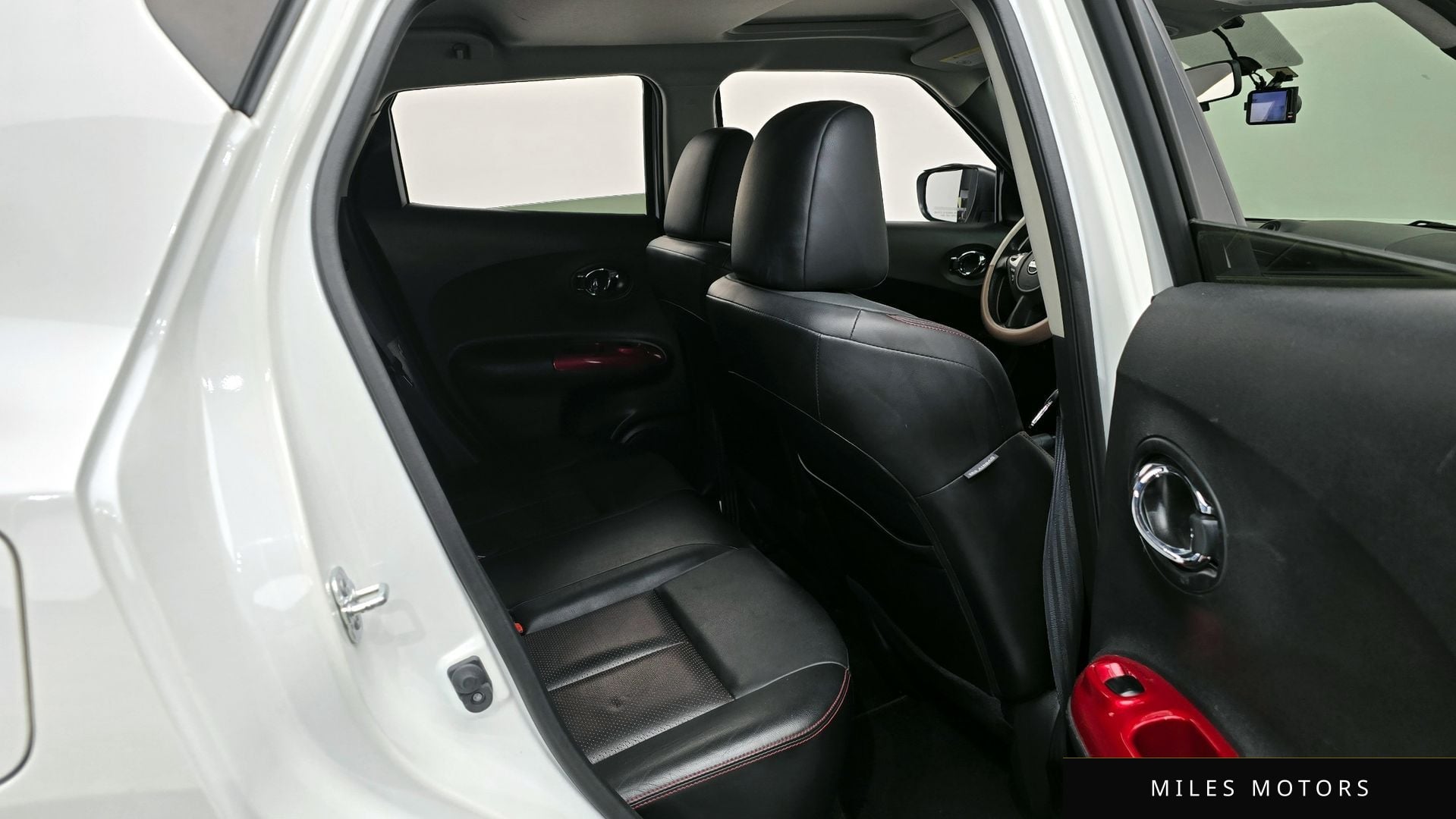 Nissan Juke 2015 — миниатюра 11