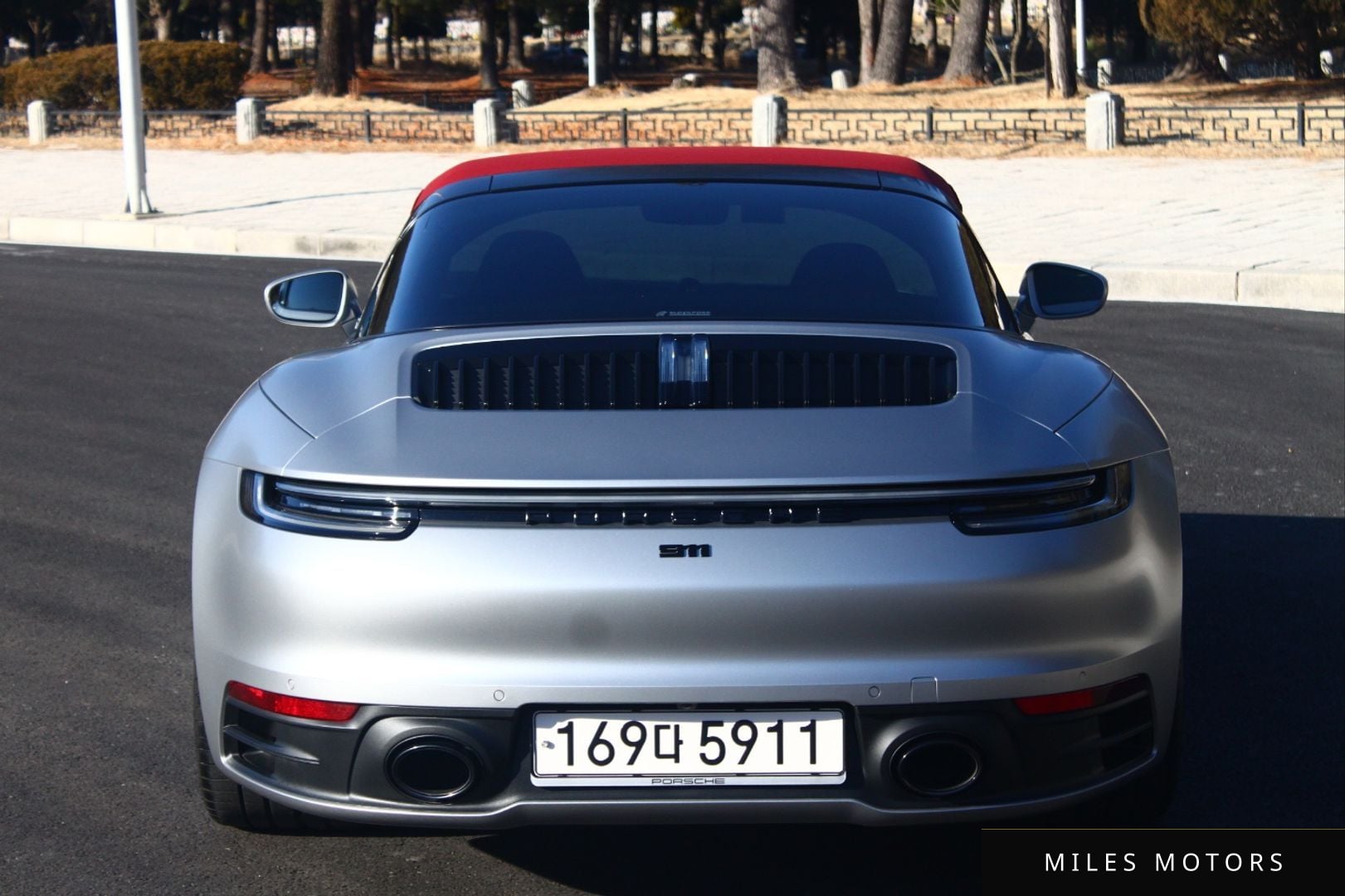Porsche 911 (992) 2024 — миниатюра 4