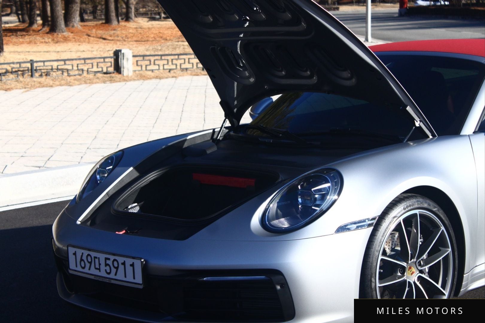 Porsche 911 (992) 2024 — миниатюра 6