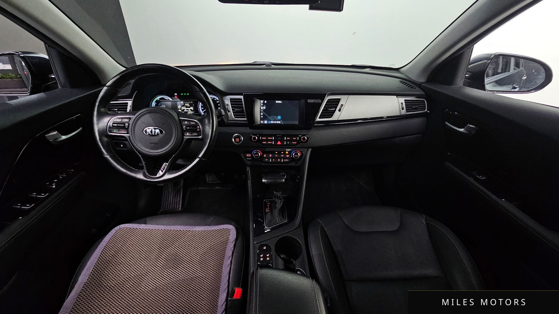 Kia Niro 2018 — миниатюра 10