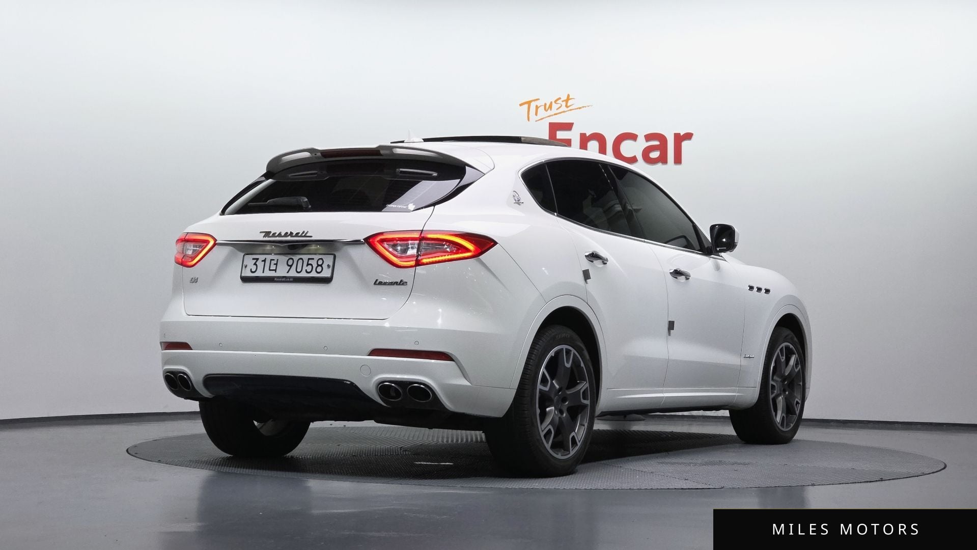 Maserati Levante 2018 — миниатюра 2