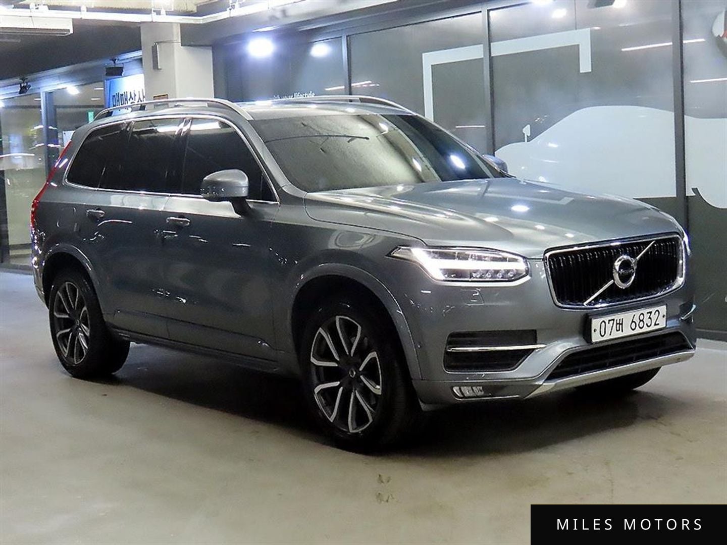 Volvo XC90 2018 — фото 1 из 12