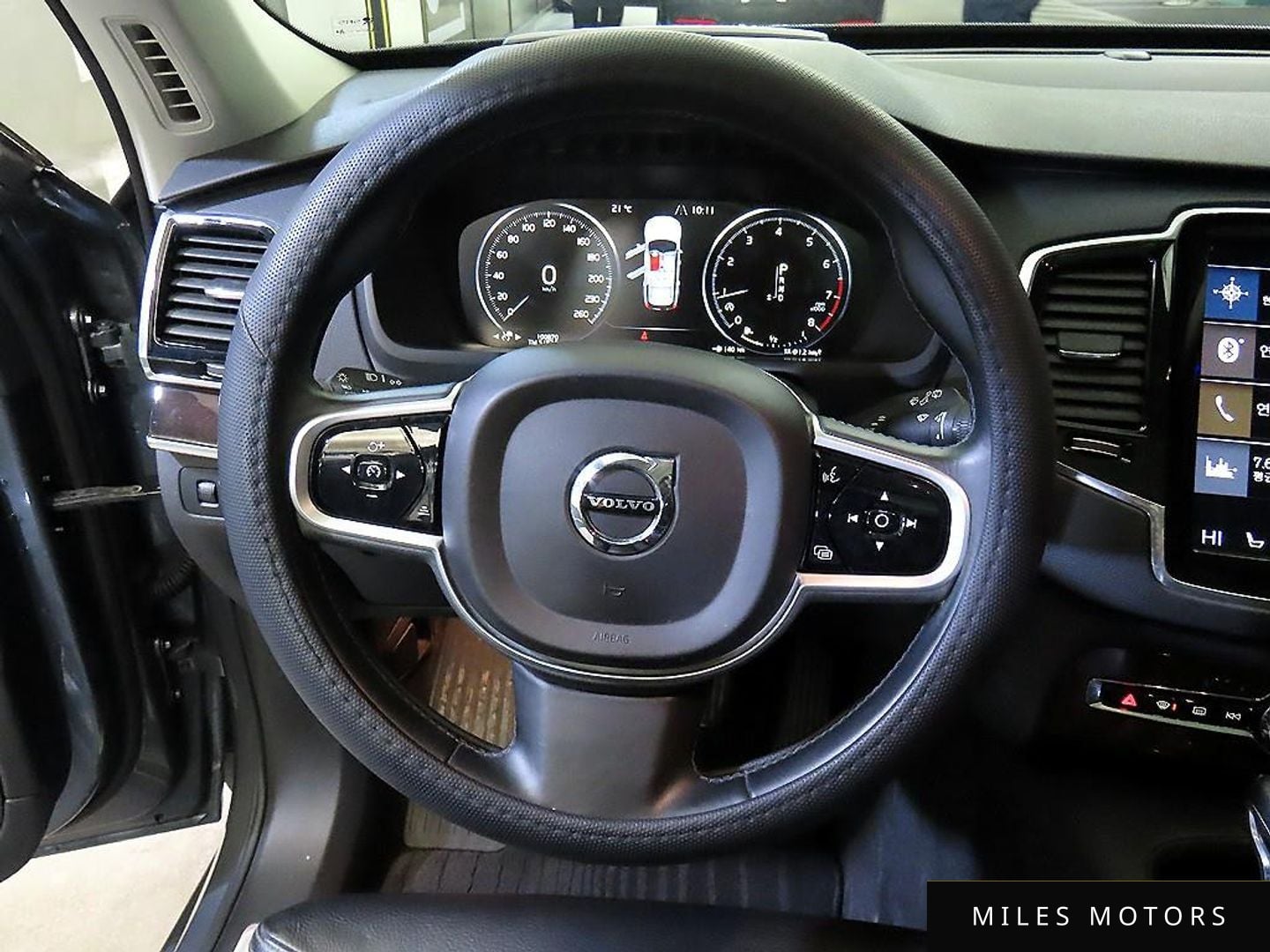 Volvo XC90 2018 — миниатюра 8