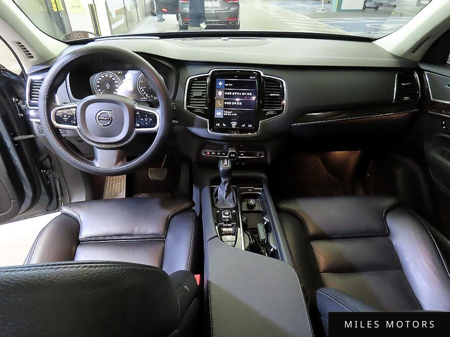 Volvo XC90 2018 — миниатюра 10