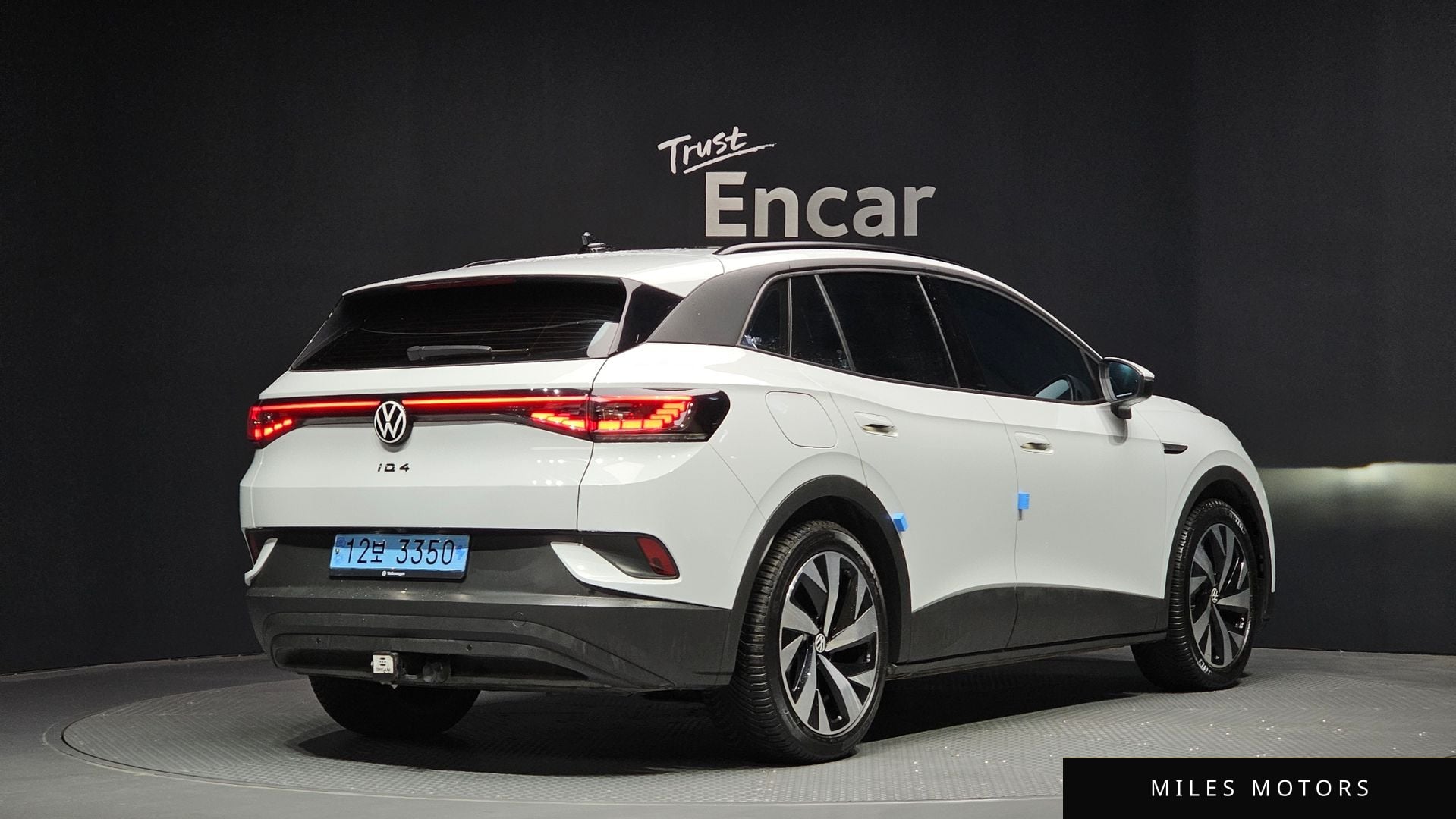 Volkswagen ID.4 2023 — миниатюра 2