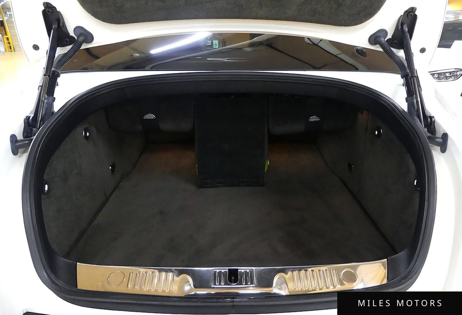 Bentley Flying Spur 2016 — миниатюра 8