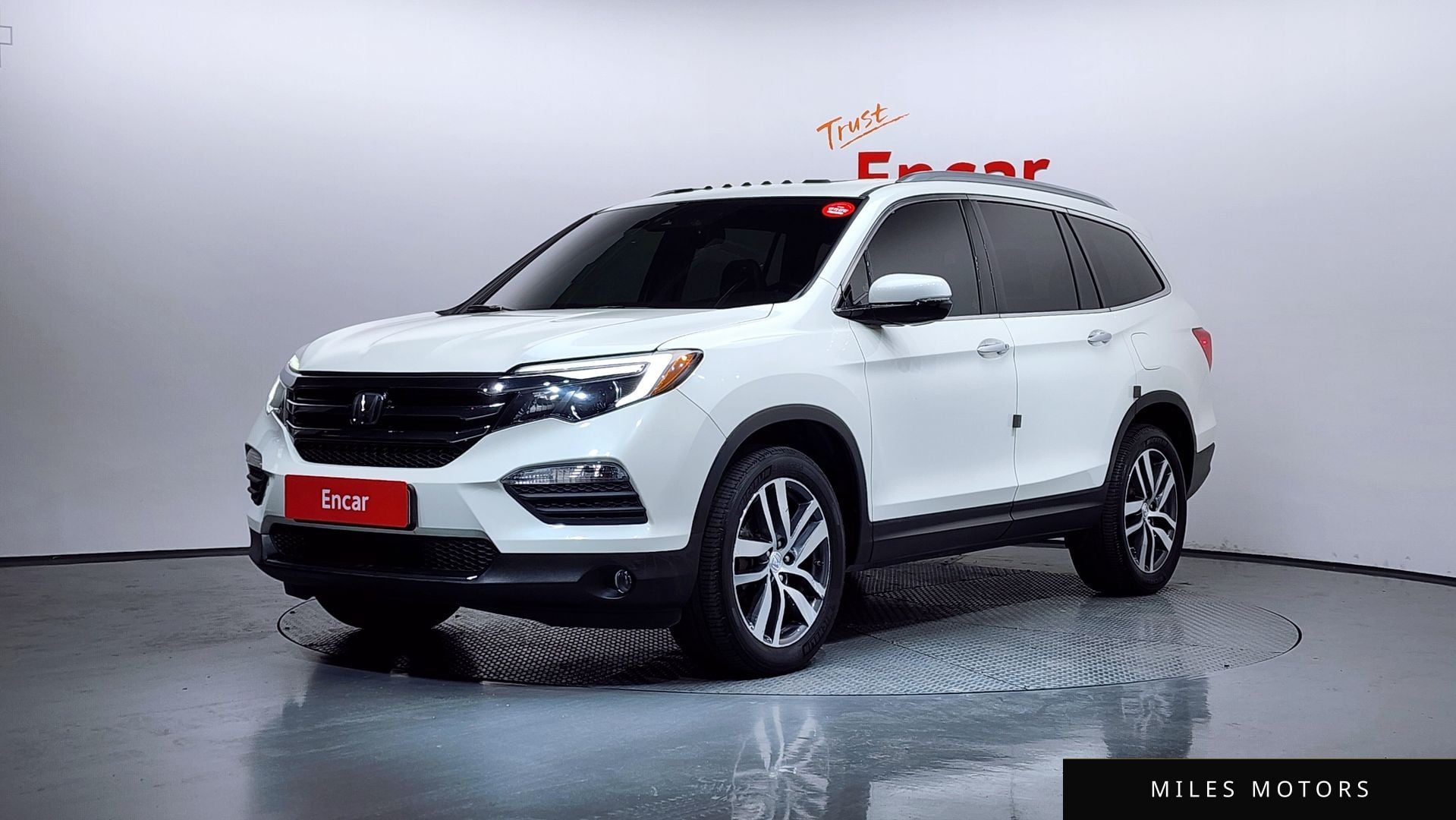 Honda Pilot 2017 — фото 1 из 12