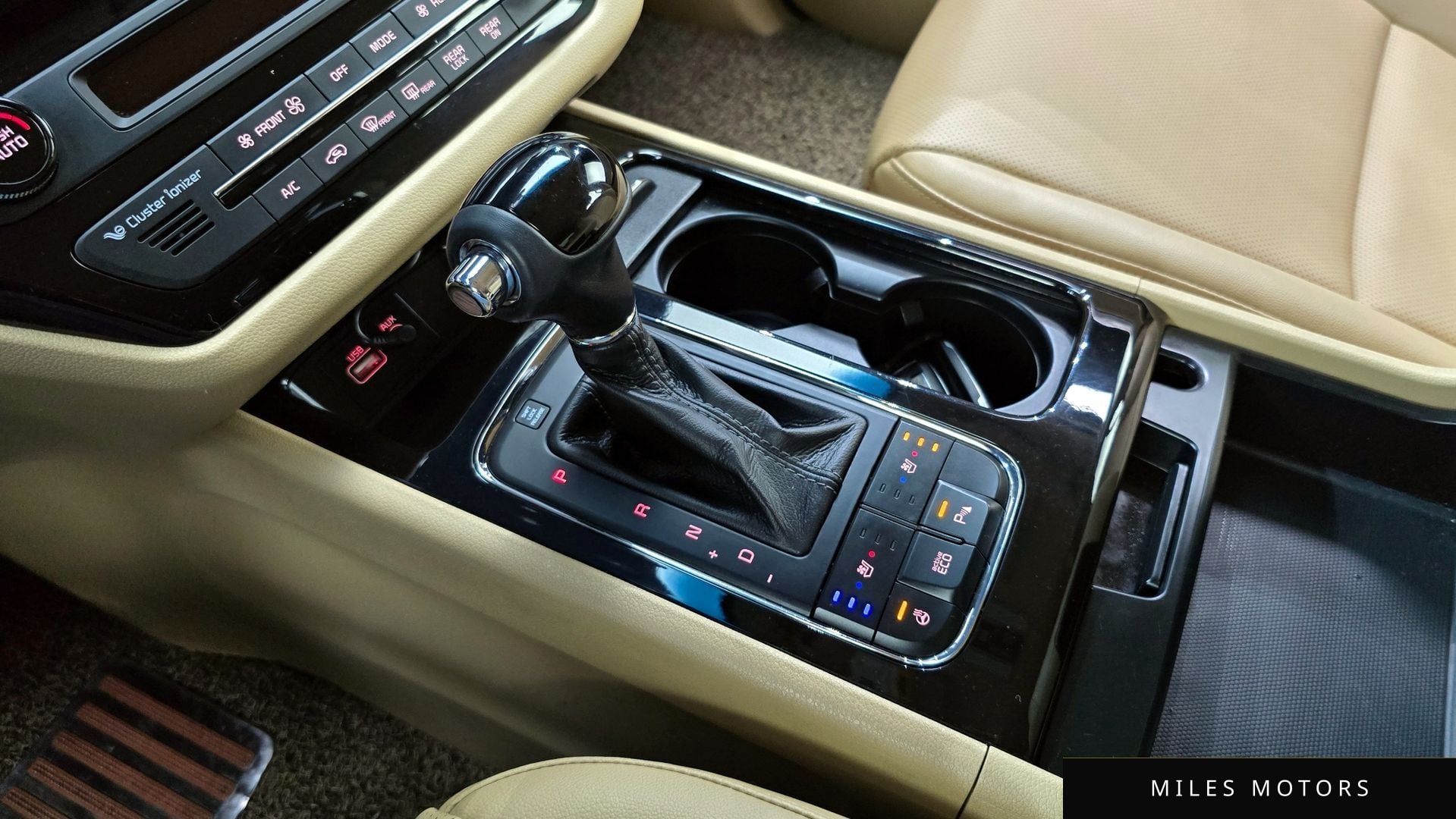 Kia Canival 2016 — миниатюра 12