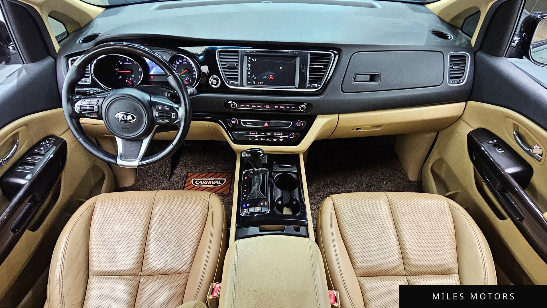 Kia Canival 2016 — миниатюра 10