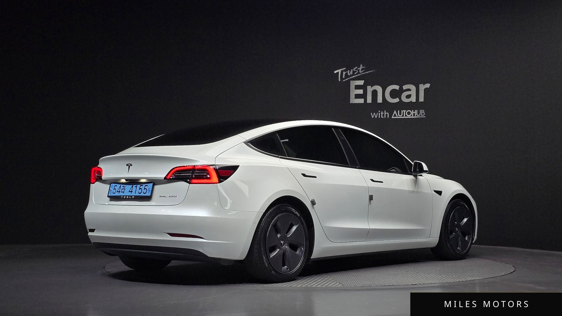 Tesla Model 3 2022 — миниатюра 2