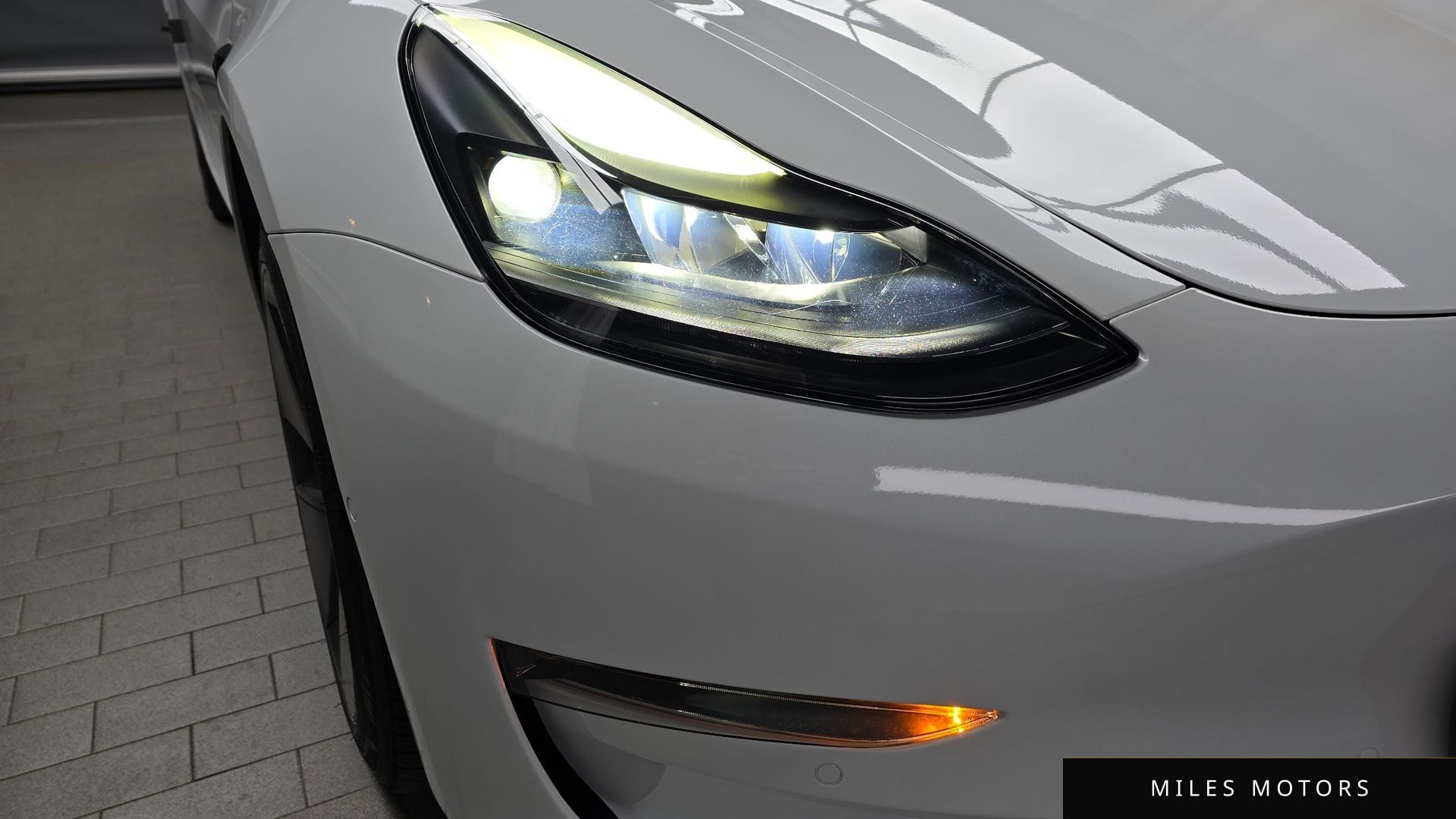 Tesla Model 3 2022 — миниатюра 8