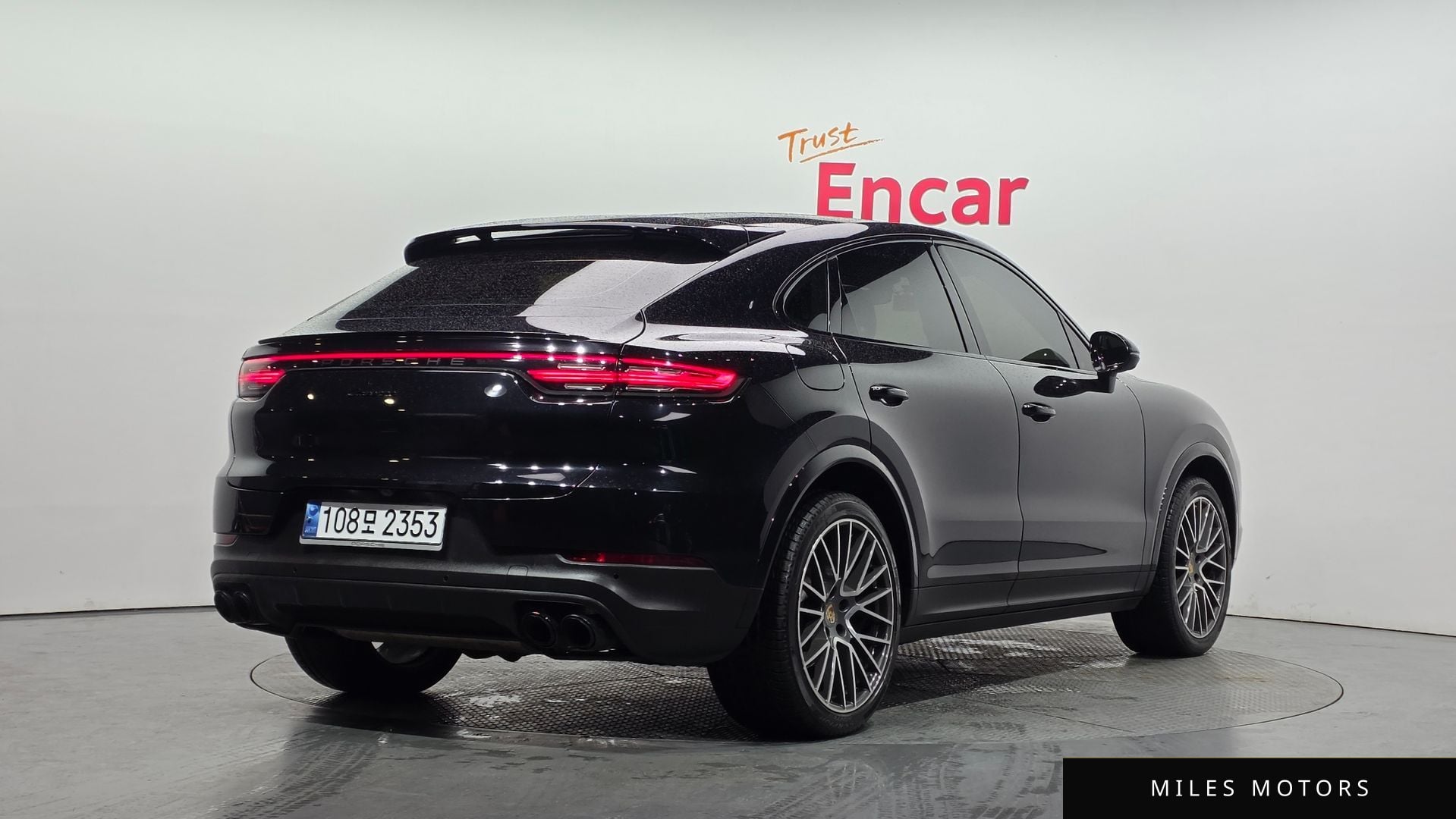 Porsche Cayenne 2020 — миниатюра 2