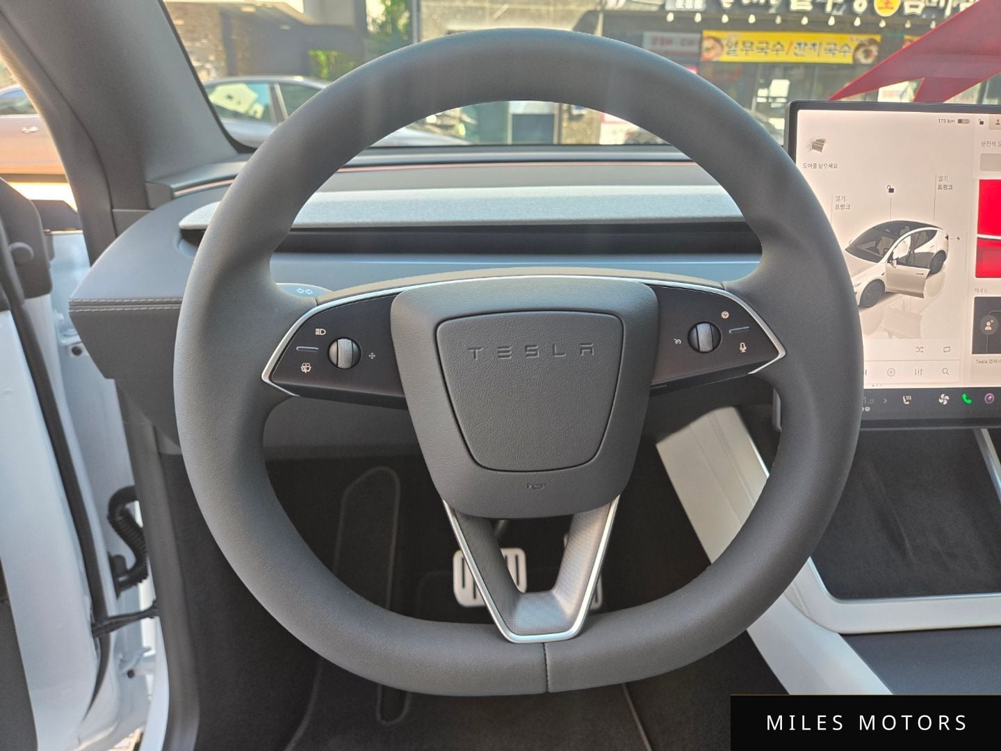 Tesla Model Y 2026 — миниатюра 6