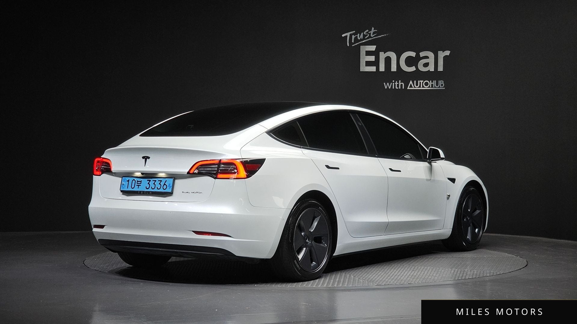 Tesla Model 3 2021 — миниатюра 2
