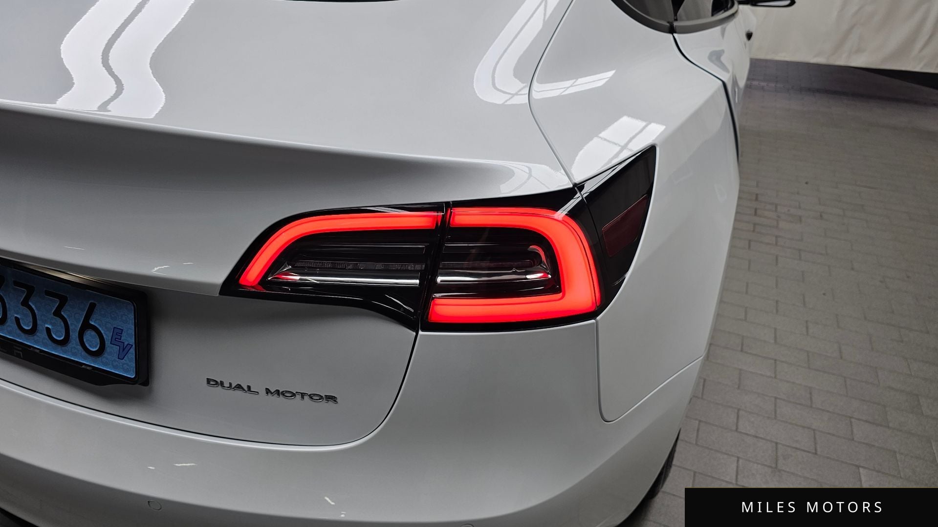 Tesla Model 3 2021 — миниатюра 9