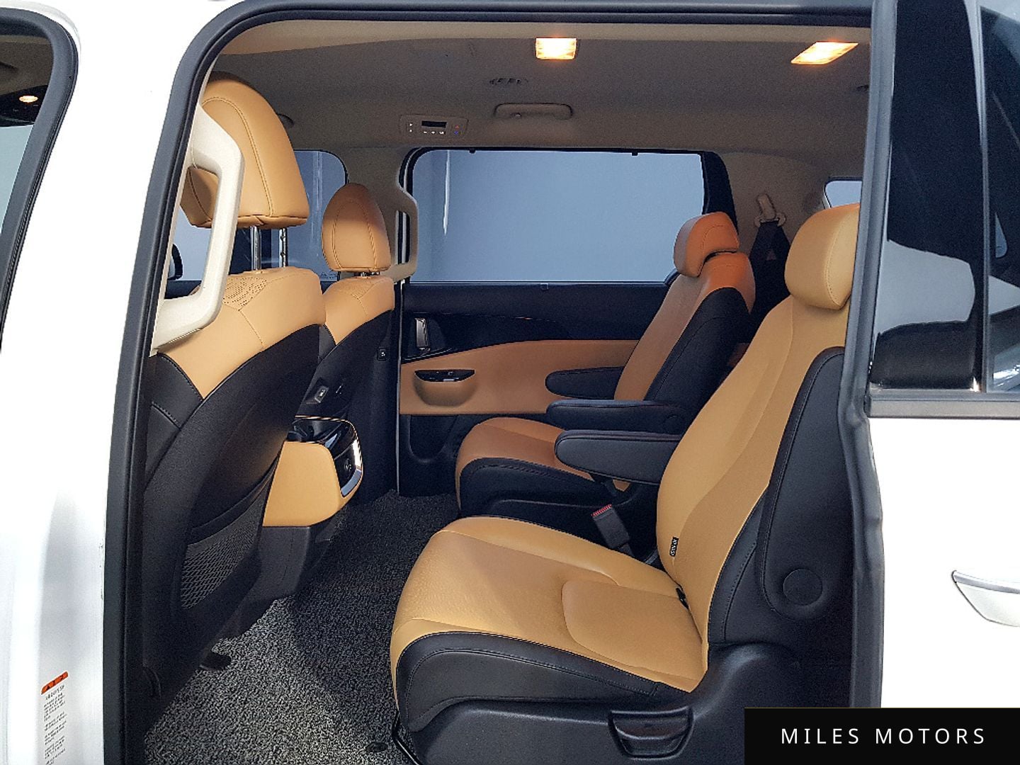 Kia Carnival 2022 — миниатюра 11