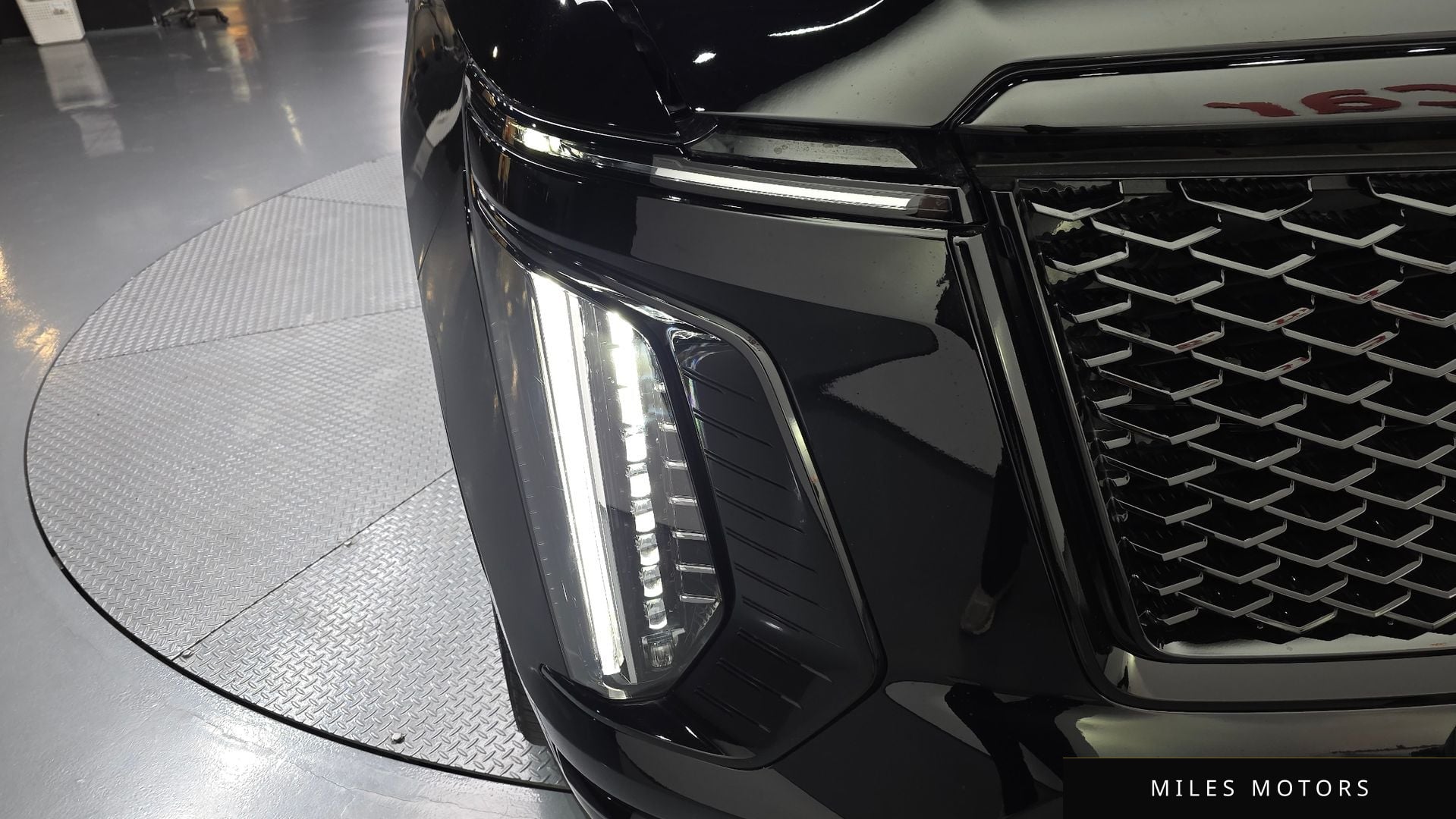 Cadillac Escalade 2025 — миниатюра 8