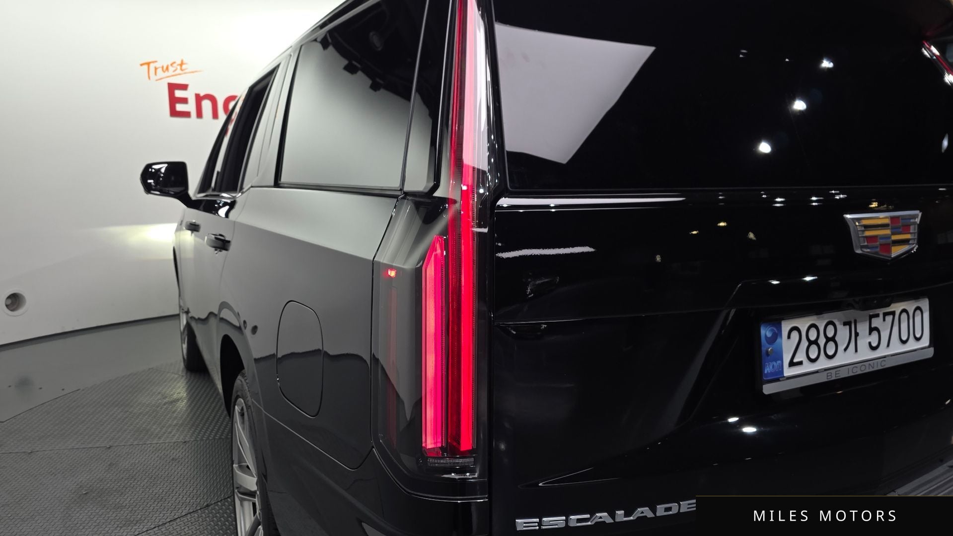 Cadillac Escalade 2025 — миниатюра 9