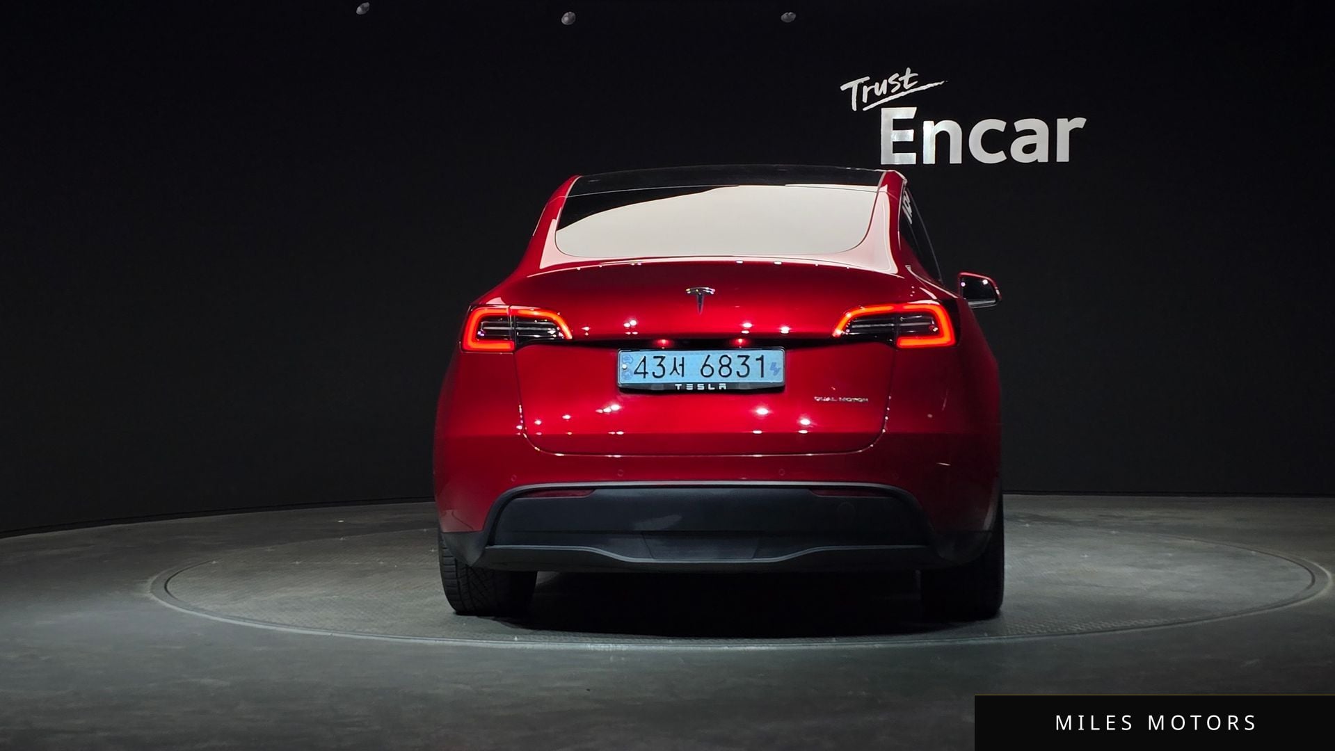 Tesla Model Y 2021 — миниатюра 4