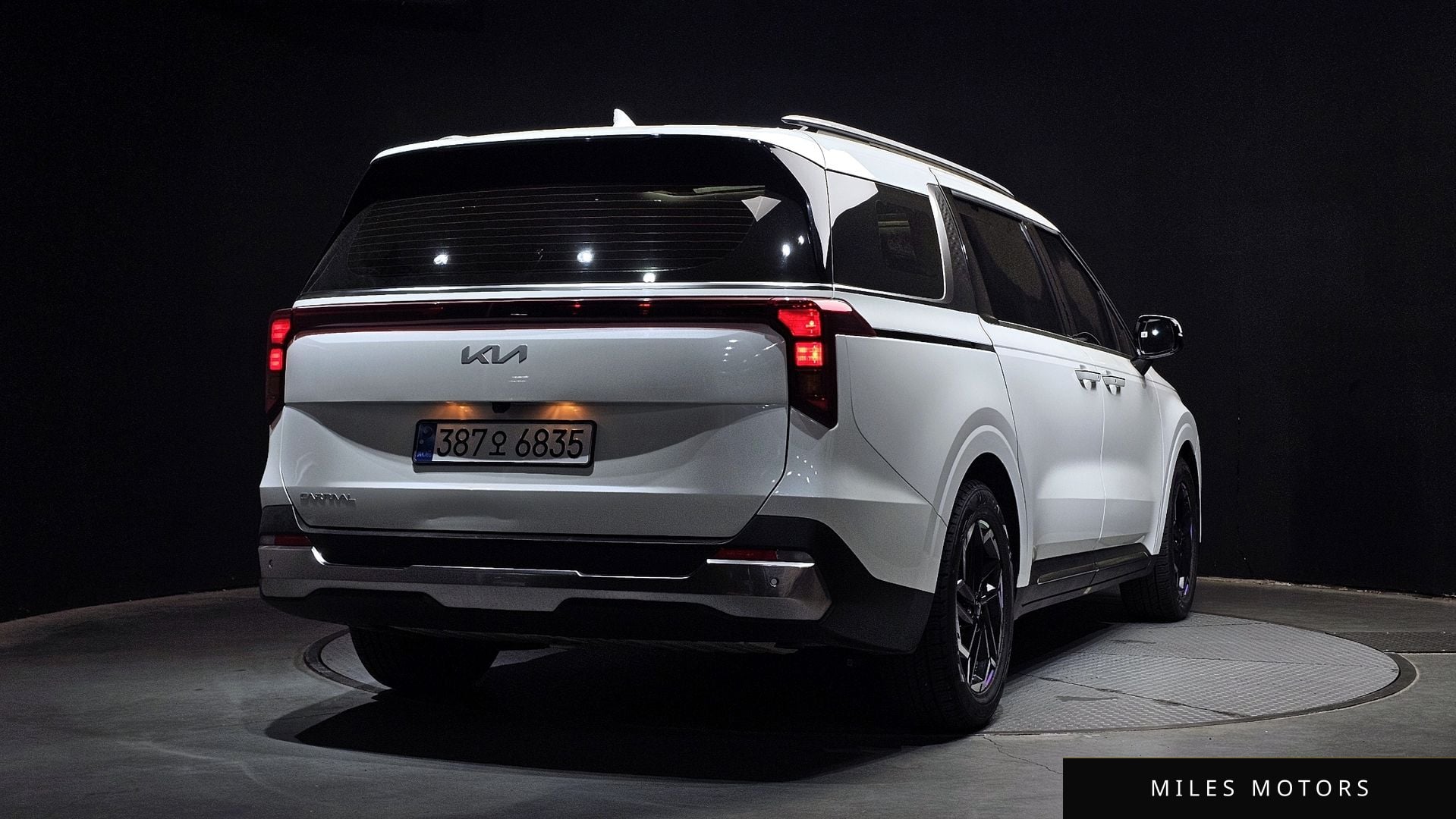 Kia Canival 2024 — миниатюра 2