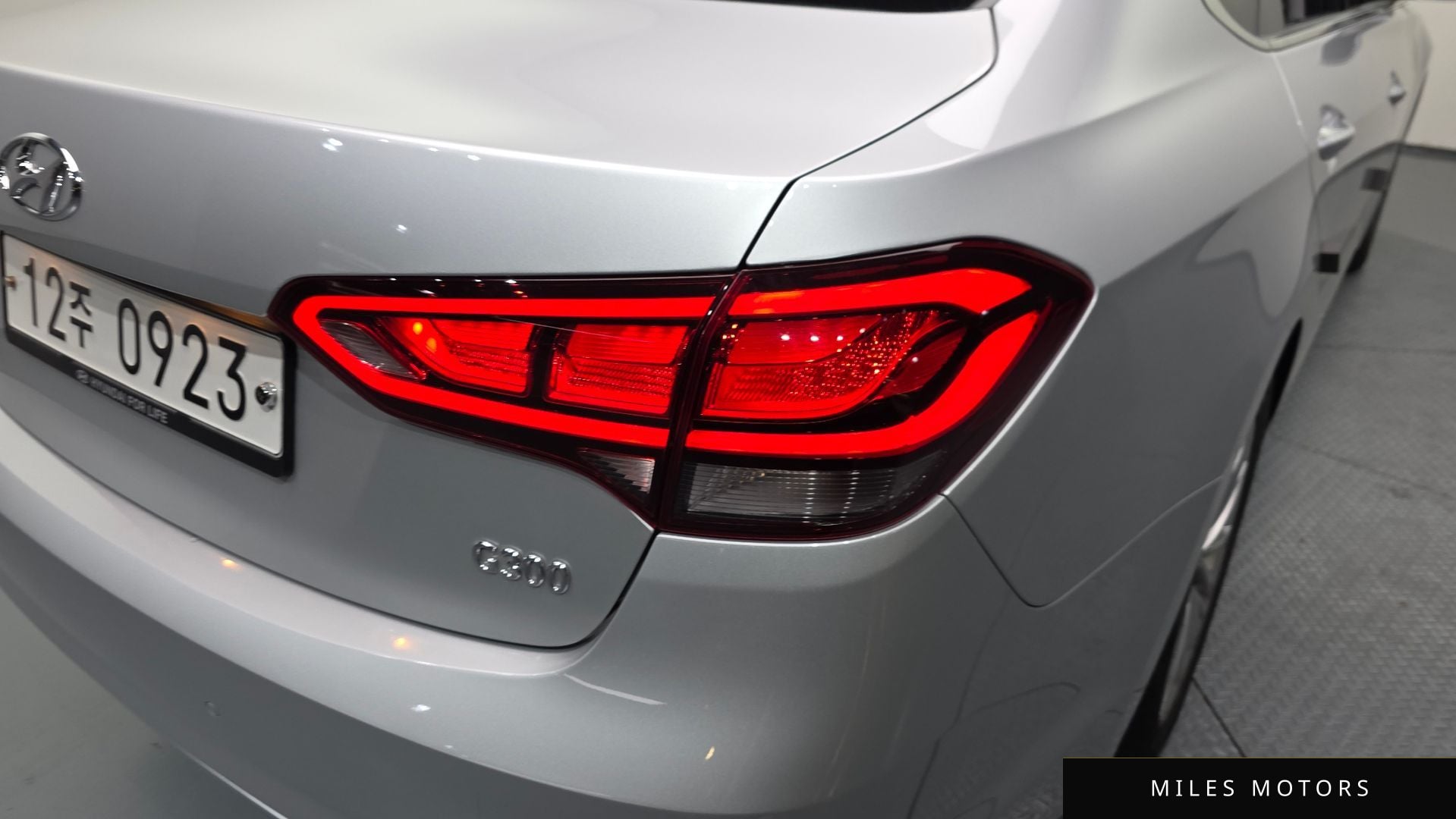 Hyundai Aslan 2016 — миниатюра 8