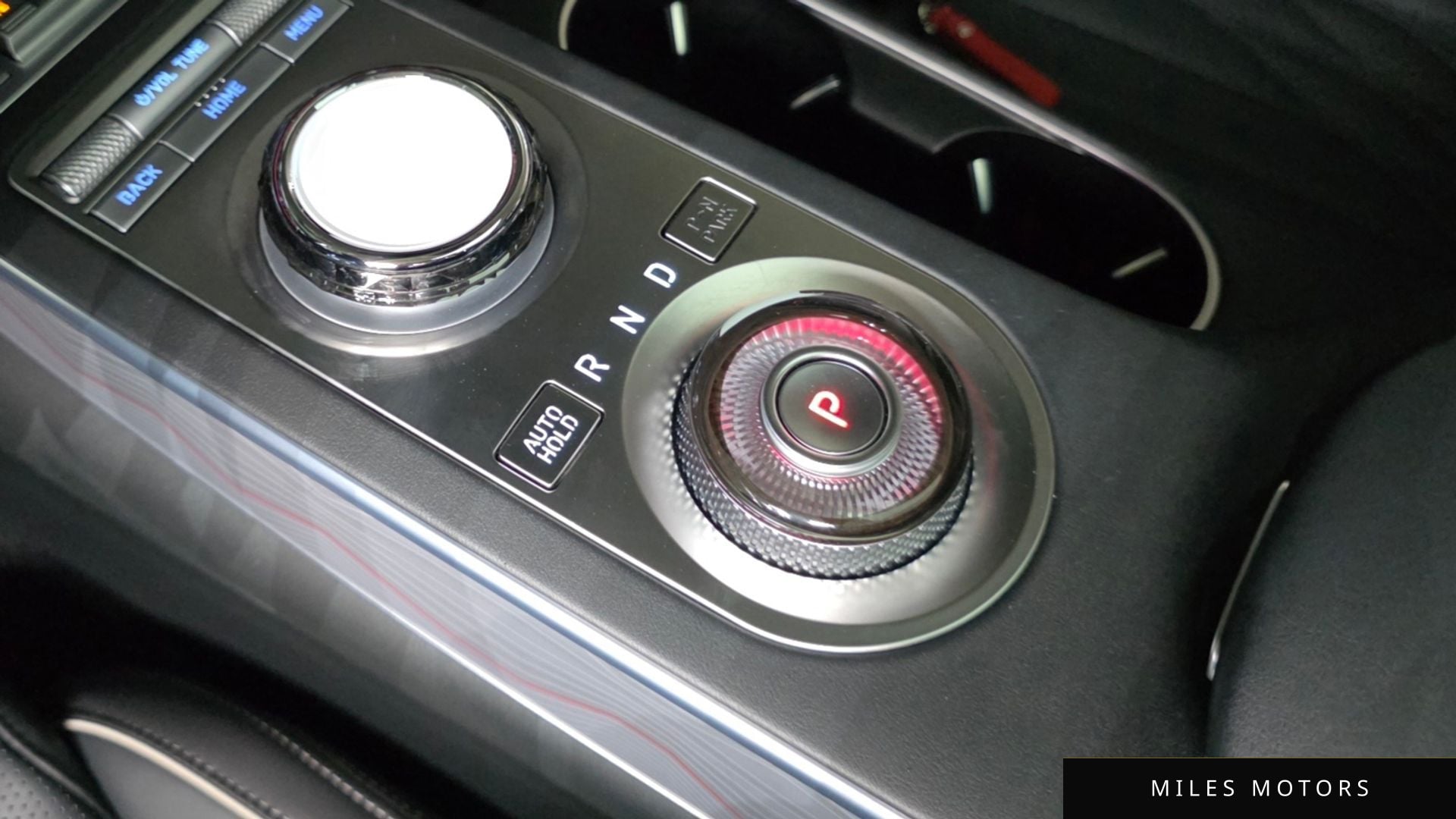 Genesis GV70 2024 — миниатюра 12
