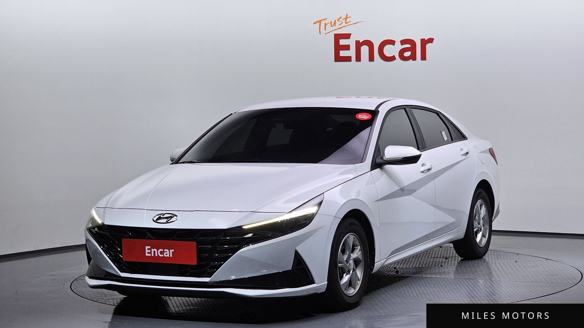 Hyundai AVANTE 2021 — фото 1 из 12