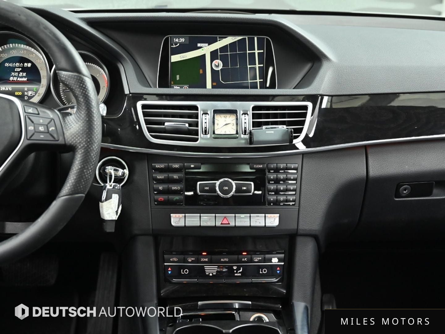 Mercedes-Benz E-Class W212 2014 — миниатюра 12