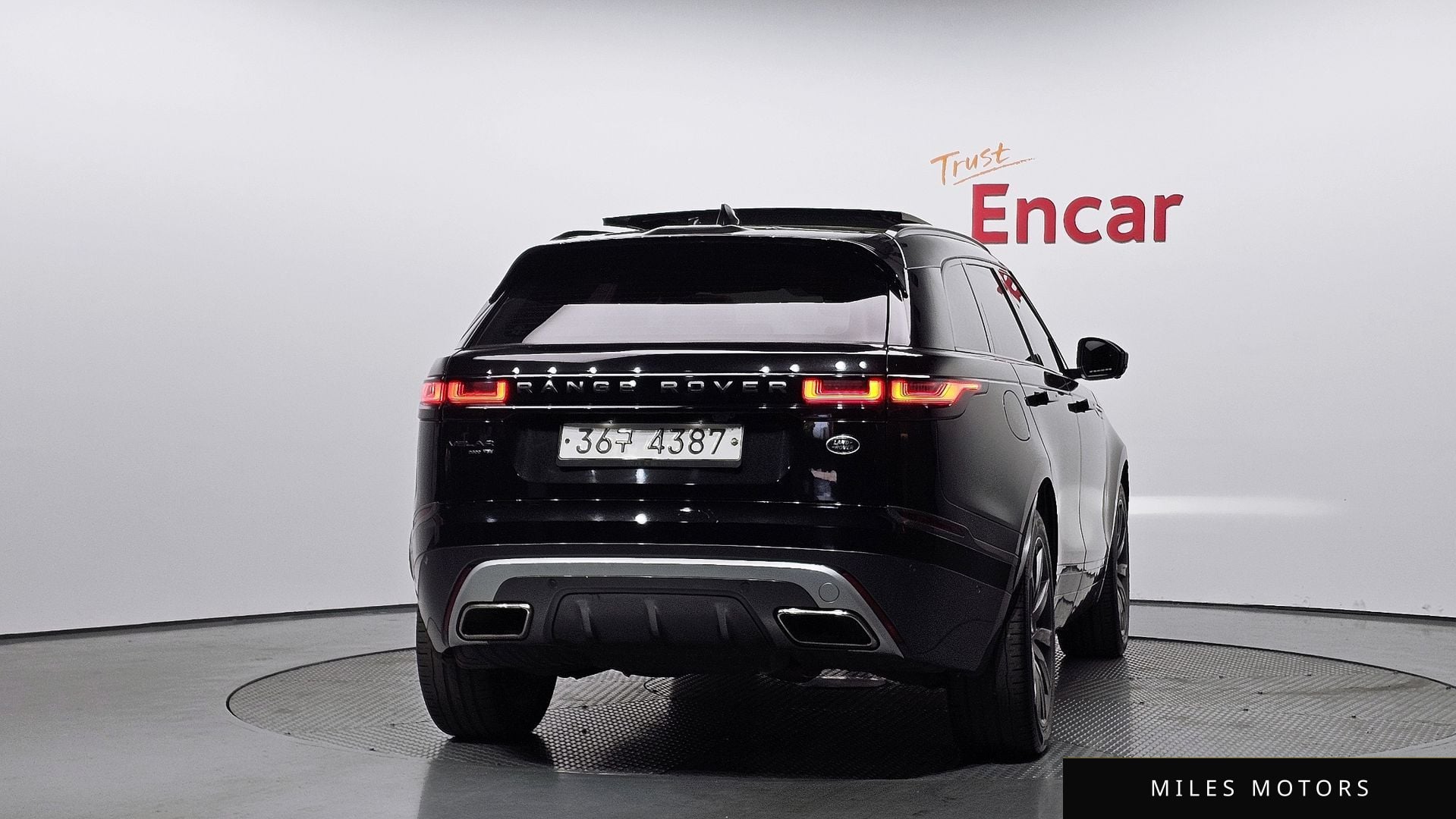 Land Rover Range Rover Velar 2019 — миниатюра 4