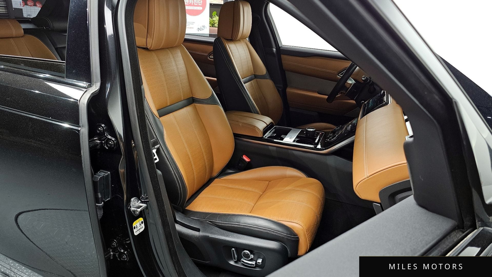 Land Rover Range Rover Velar 2019 — миниатюра 10