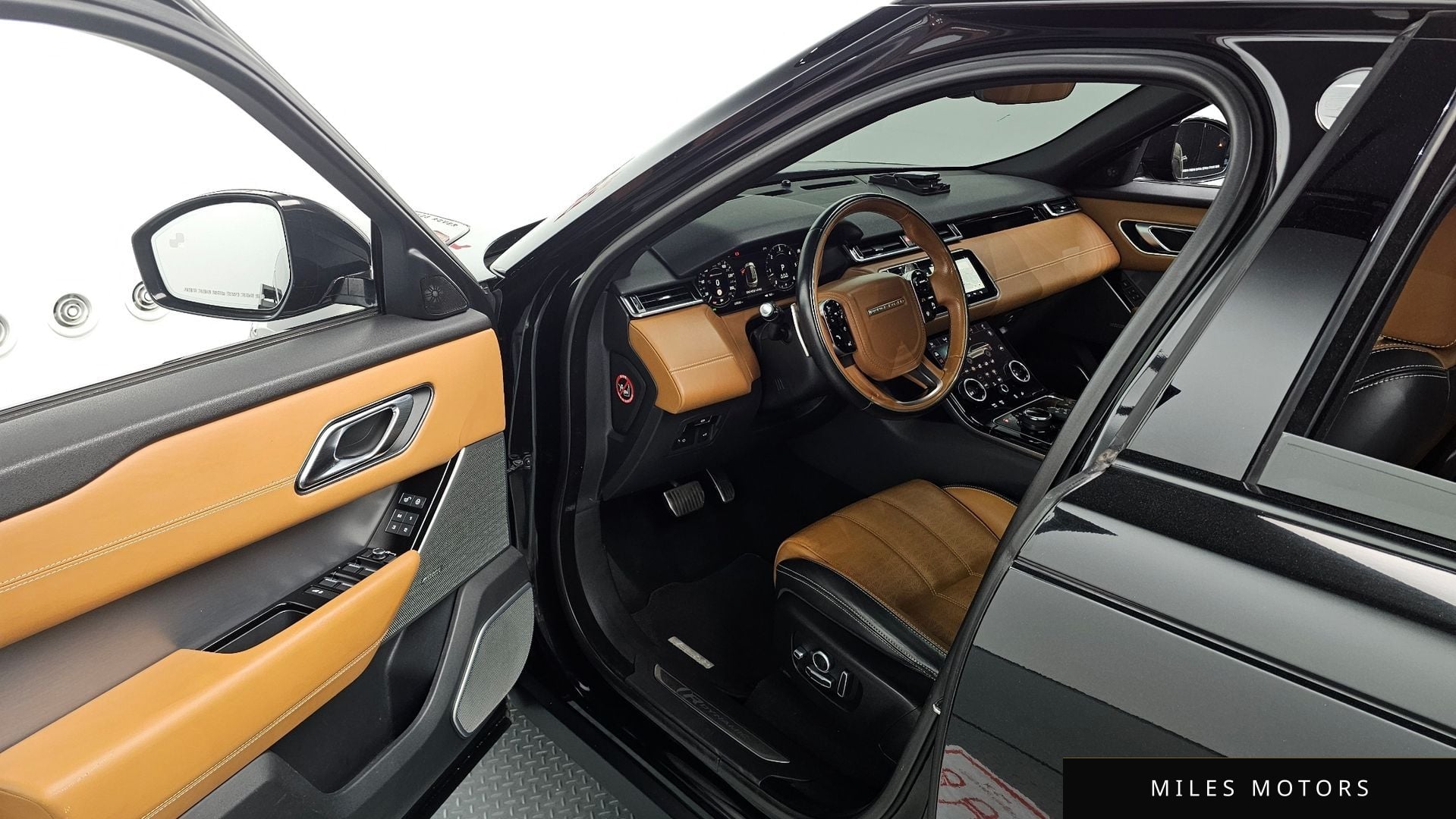 Land Rover Range Rover Velar 2019 — миниатюра 11