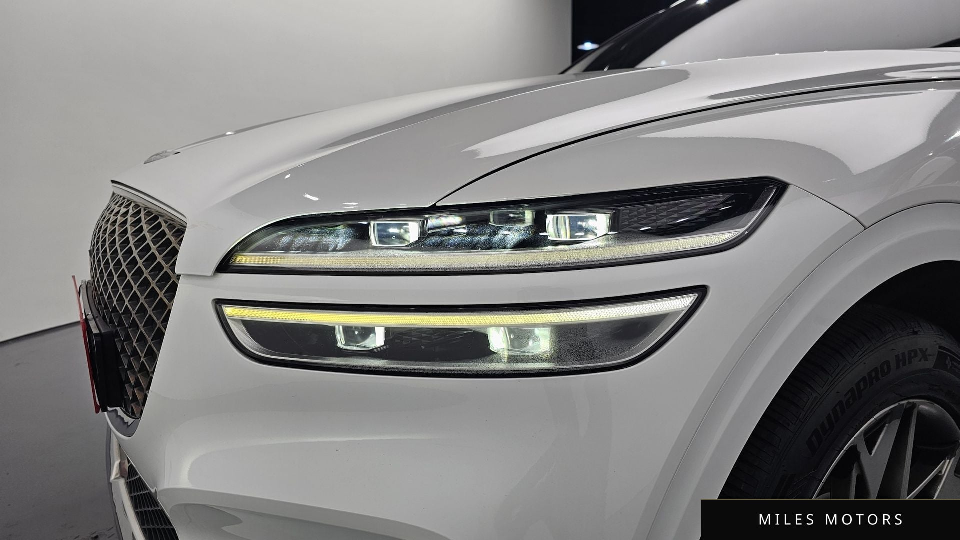 Genesis GV70 2023 — миниатюра 8