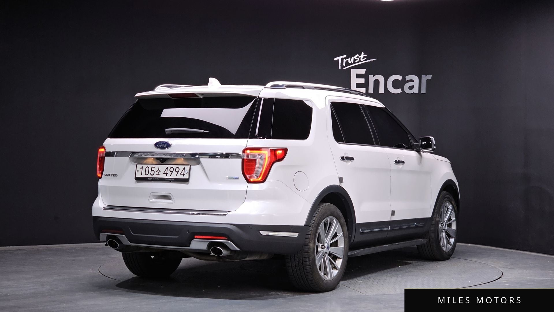 Ford Explorer 2018 — миниатюра 2