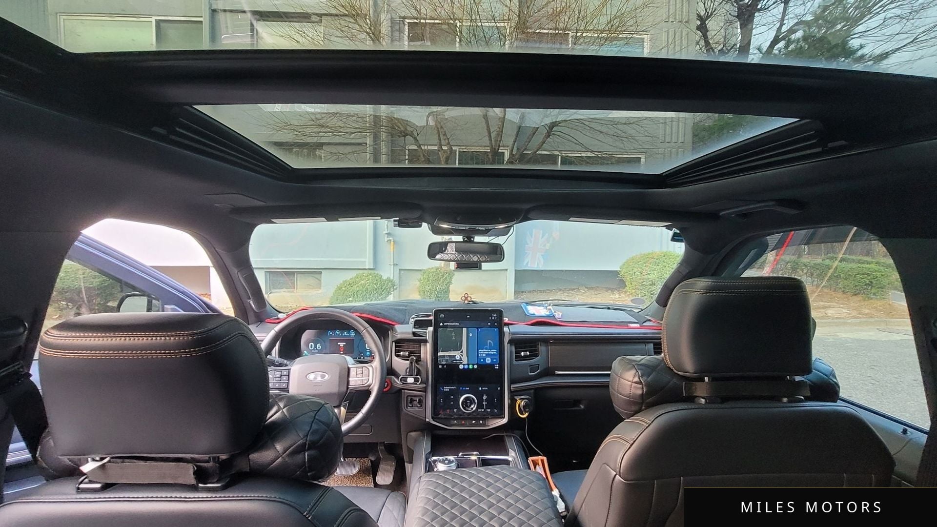 Ford Expedition 2023 — миниатюра 10