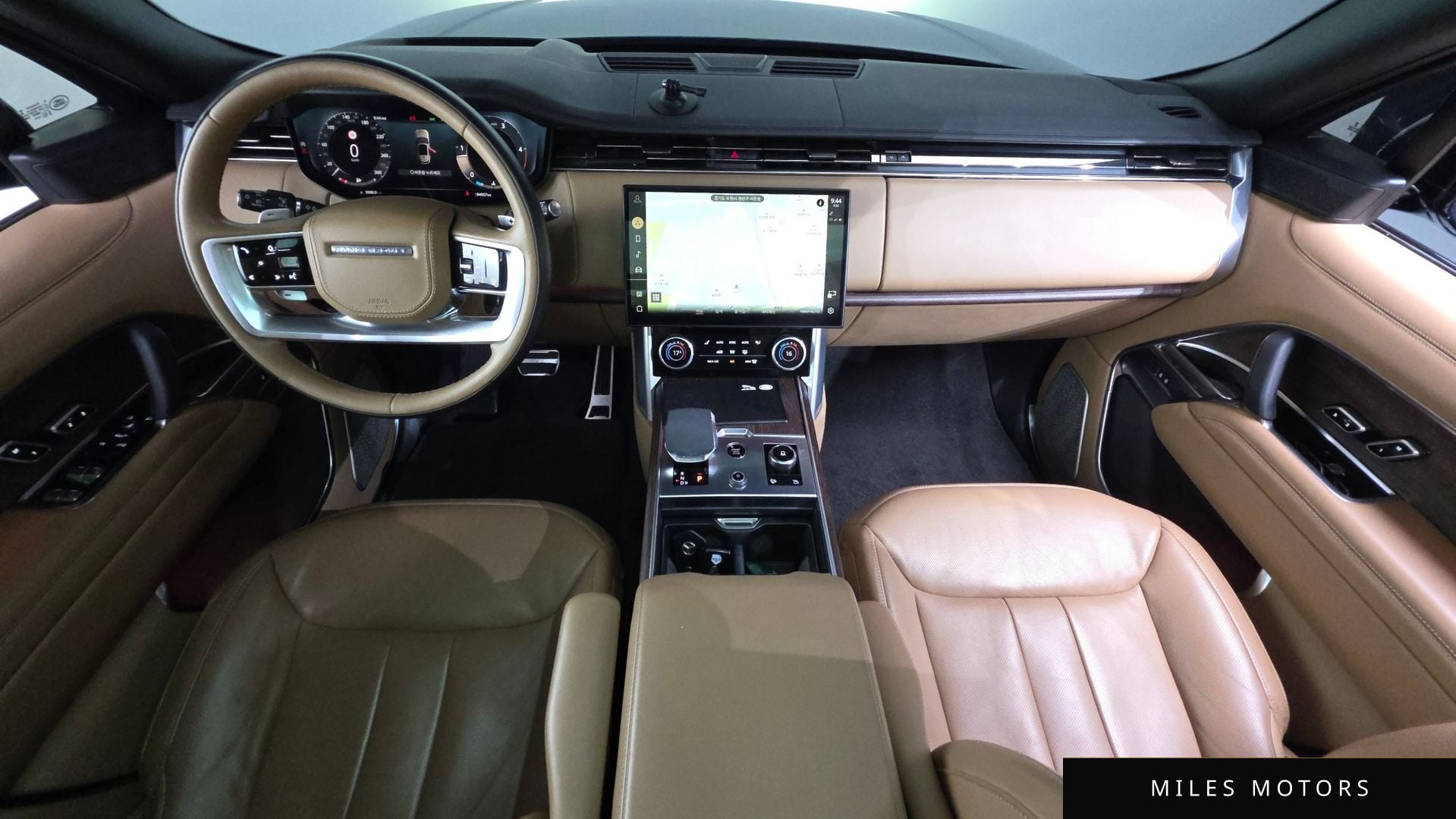 Land Rover Range Rover 2023 — миниатюра 9