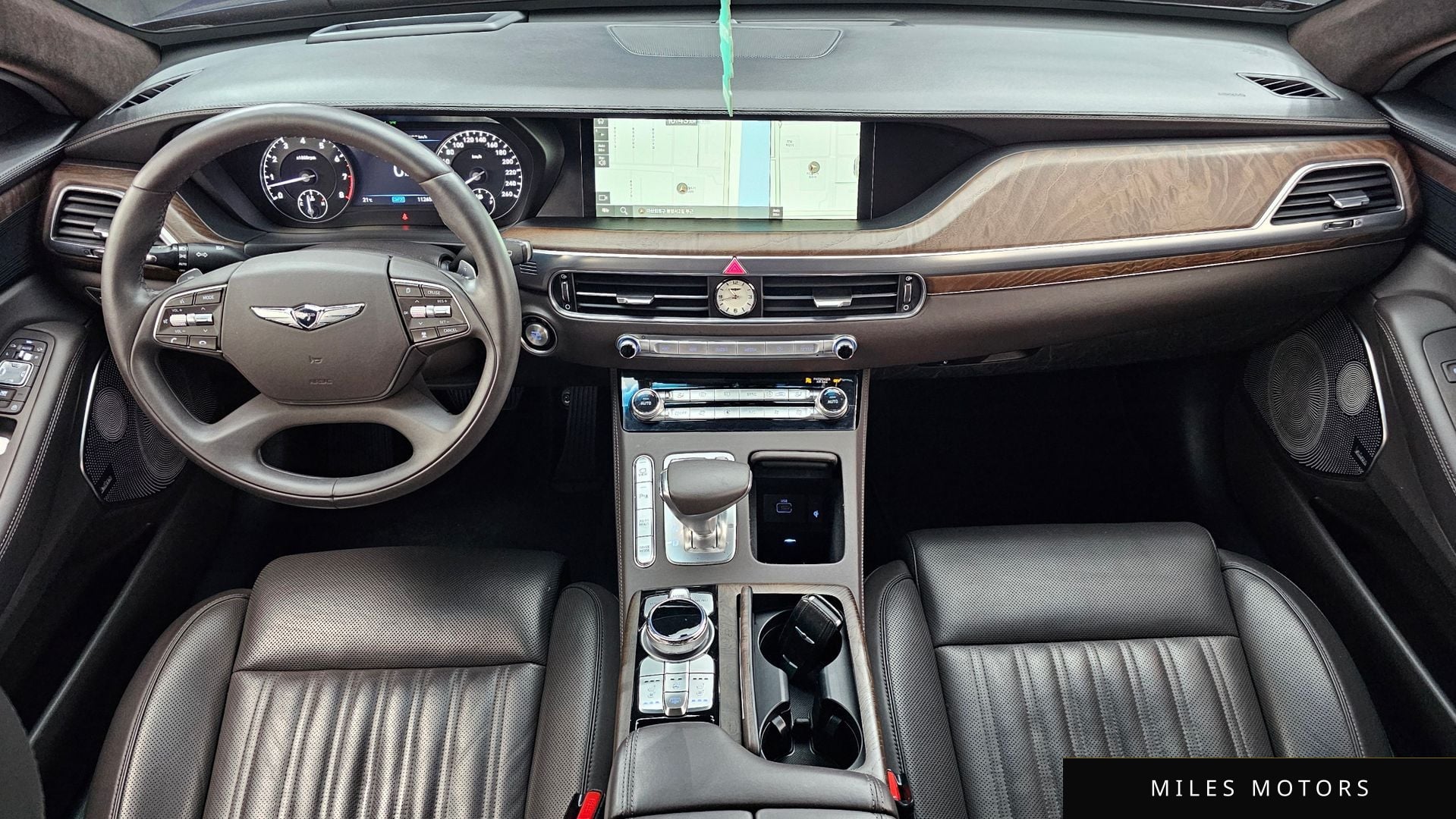 Genesis G90 2019 — миниатюра 10