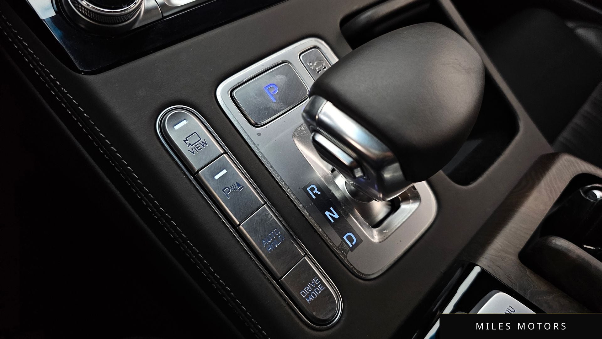 Genesis G90 2019 — миниатюра 12