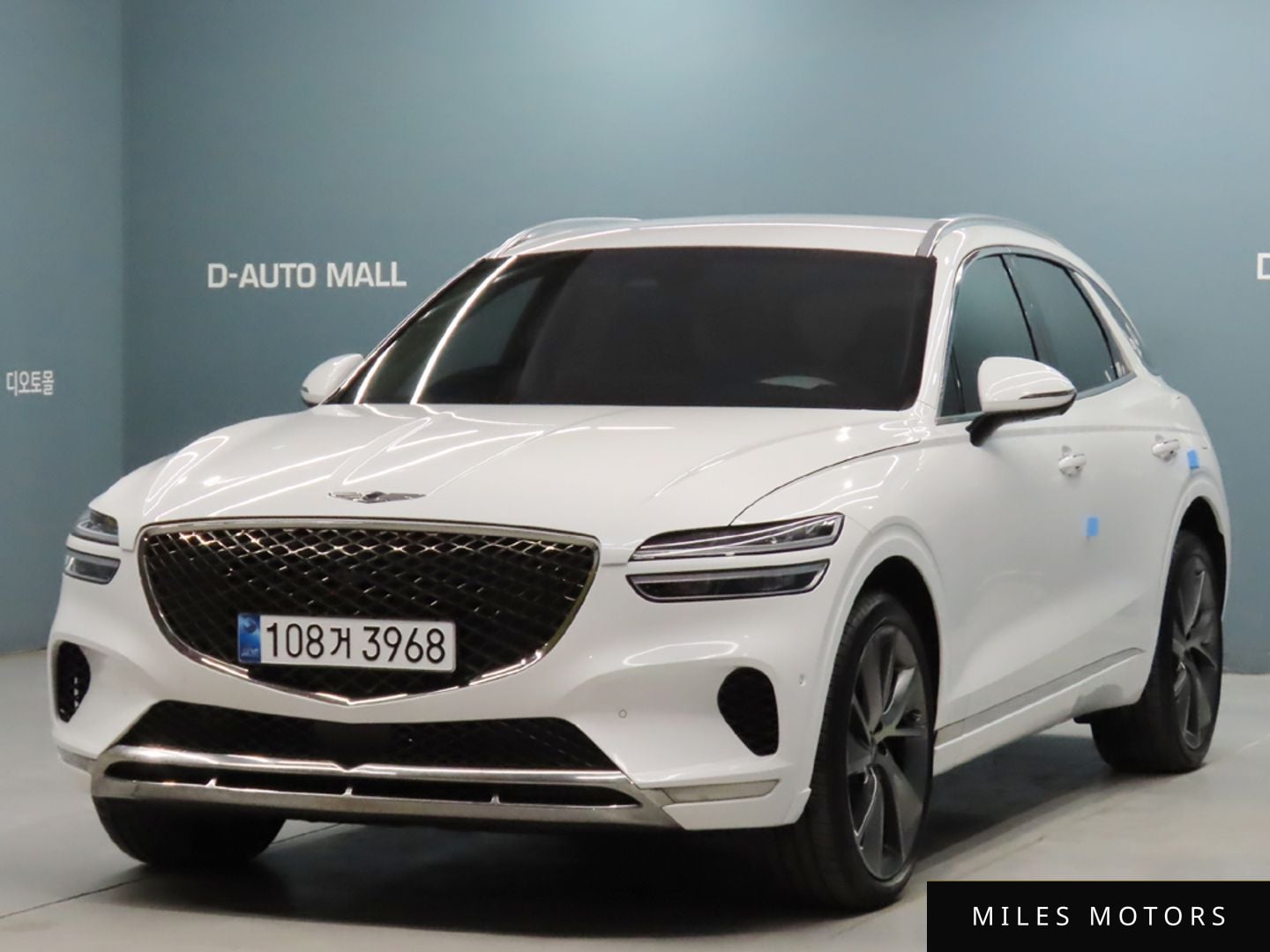 Genesis GV70 2021 — фото 1 из 12